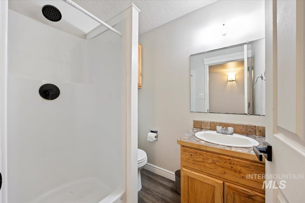 2522 Elizabeth Blvd, Twin Falls, Idaho 83301, 5 Bedrooms, 3 Bathrooms, Residential For Sale, Price $419,900,MLS 98963686