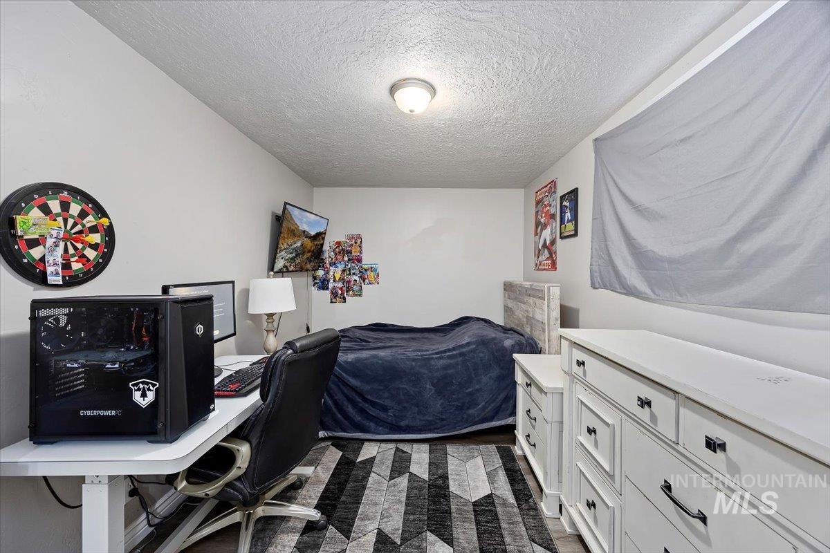 2522 Elizabeth Blvd, Twin Falls, Idaho 83301, 5 Bedrooms, 3 Bathrooms, Residential For Sale, Price $419,900,MLS 98963686