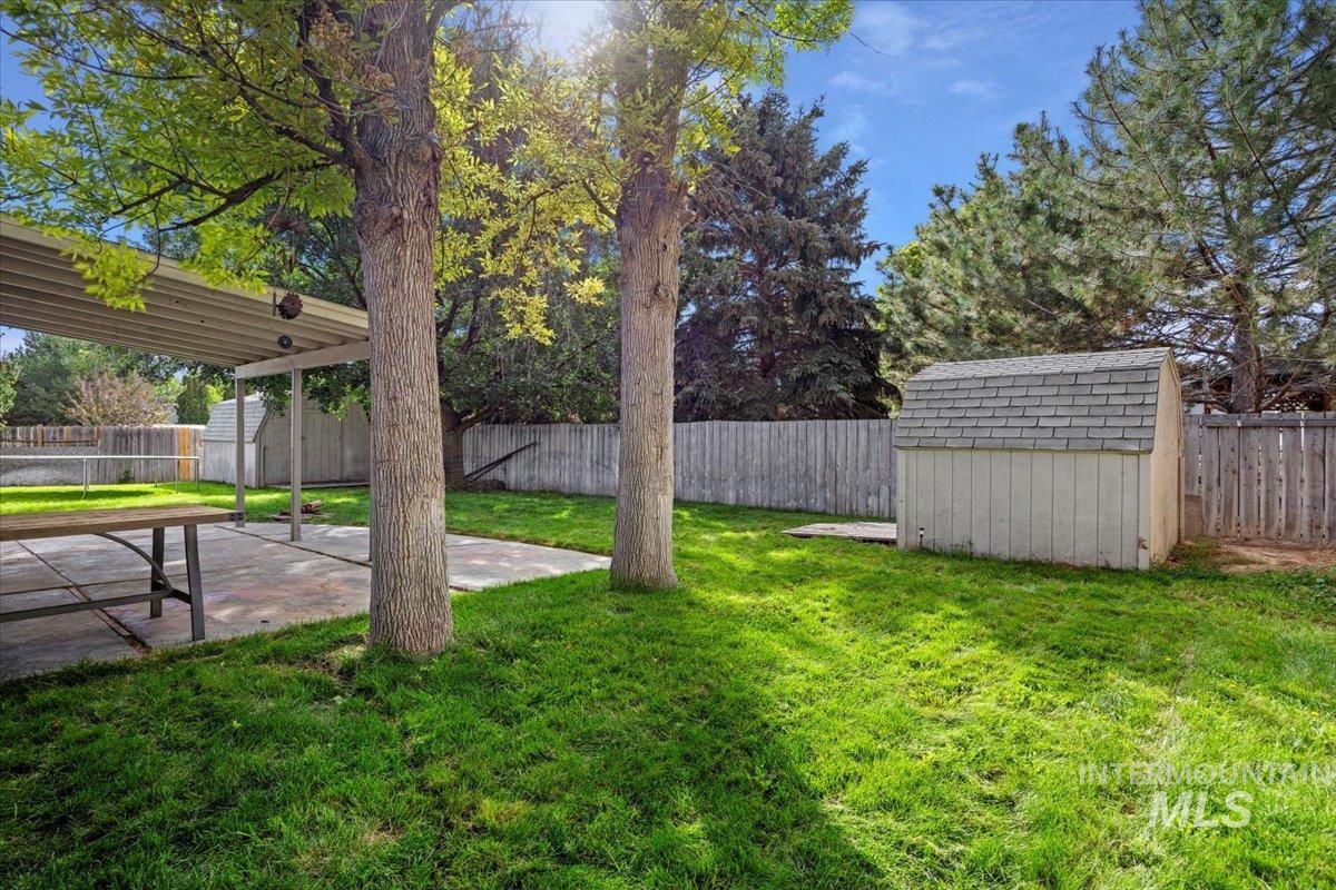 2522 Elizabeth Blvd, Twin Falls, Idaho 83301, 5 Bedrooms, 3 Bathrooms, Residential For Sale, Price $419,900,MLS 98963686