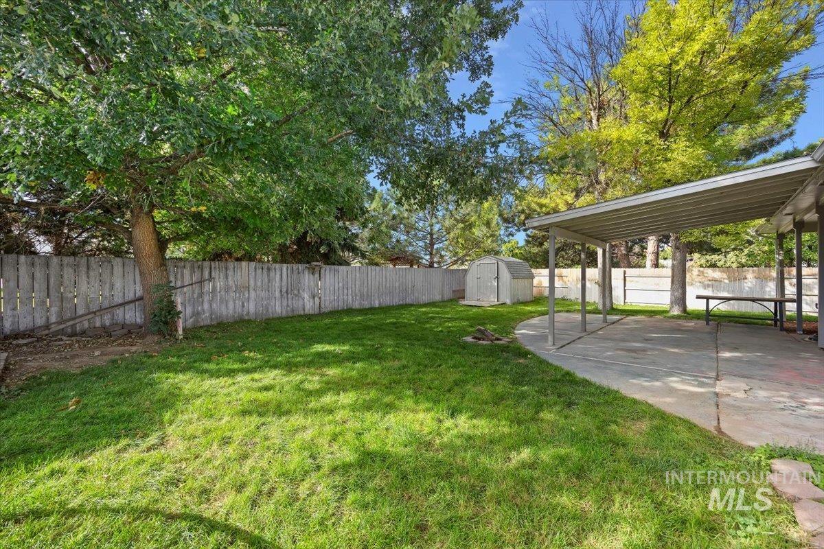 2522 Elizabeth Blvd, Twin Falls, Idaho 83301, 5 Bedrooms, 3 Bathrooms, Residential For Sale, Price $419,900,MLS 98963686