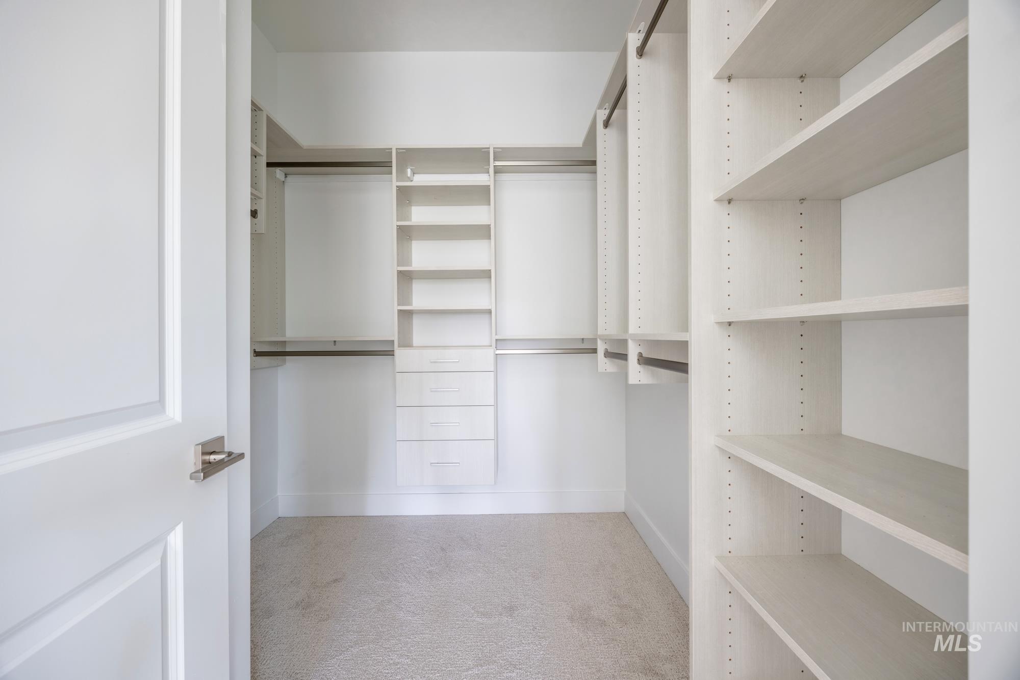 9823 W Delta Brook St, Star, Idaho 83669, 4 Bedrooms, 4.5 Bathrooms, Residential For Sale, Price $1,359,900,MLS 98963693