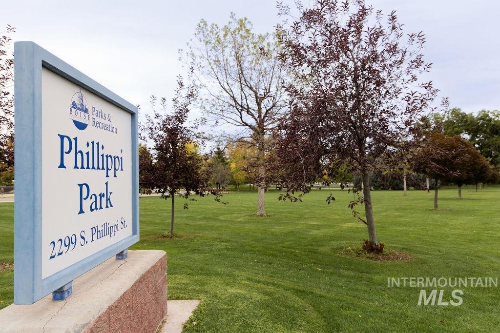 5420 W Targee, Boise, Idaho 83705, 2 Bedrooms, 1 Bathroom, Residential For Sale, Price $420,000,MLS 98963709