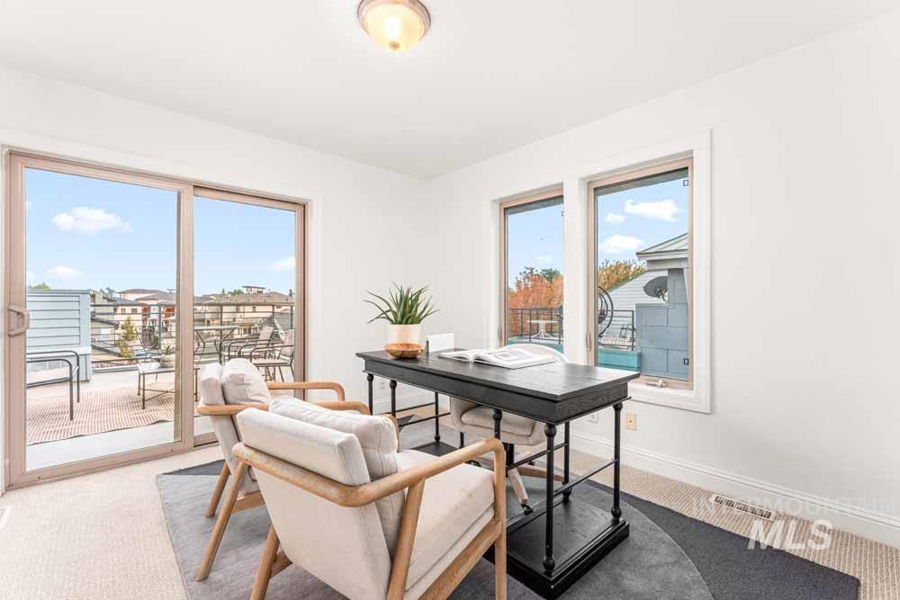 424 E Thurman Mill St., Garden City, Idaho 83712, 3 Bedrooms, 3.5 Bathrooms, Residential For Sale, Price $685,000,MLS 98963710