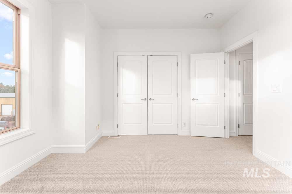 424 E Thurman Mill St., Garden City, Idaho 83712, 3 Bedrooms, 3.5 Bathrooms, Residential For Sale, Price $685,000,MLS 98963710