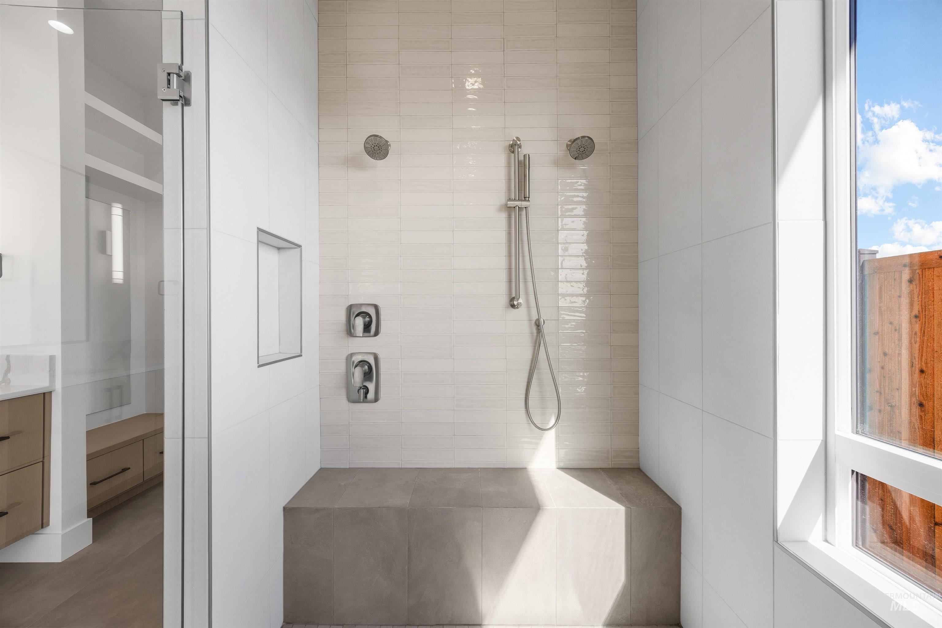 10857 W Cruden Bay Ln, Kuna, Idaho 83634, 4 Bedrooms, 3.5 Bathrooms, Residential For Sale, Price $1,365,900,MLS 98963713