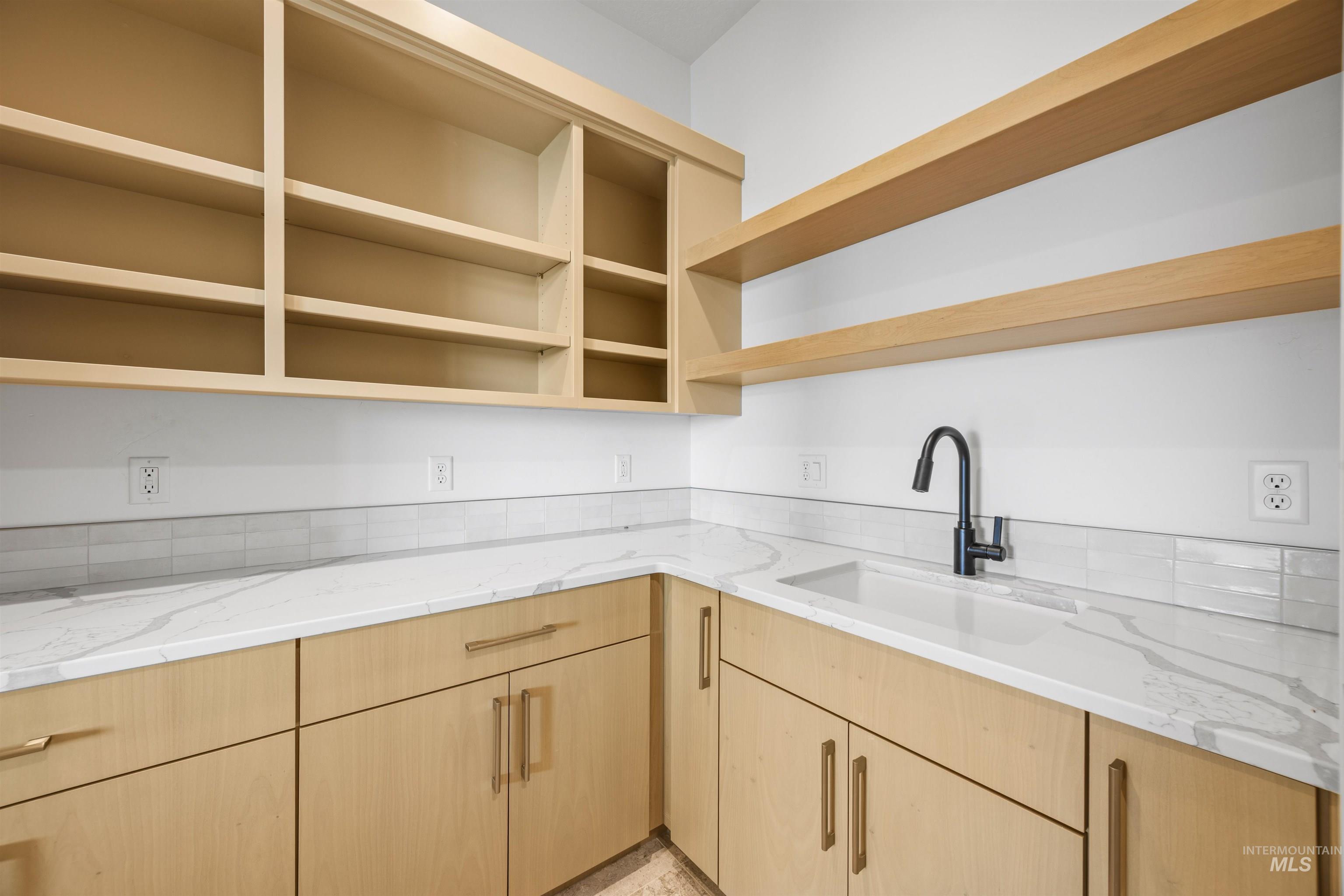 10857 W Cruden Bay Ln, Kuna, Idaho 83634, 4 Bedrooms, 3.5 Bathrooms, Residential For Sale, Price $1,365,900,MLS 98963713