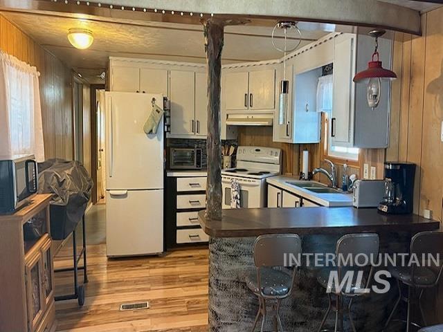 11 Lucky Circle, Garden Valley, Idaho 83622, 3 Bedrooms, 2 Bathrooms, Residential For Sale, Price $199,000,MLS 98963719