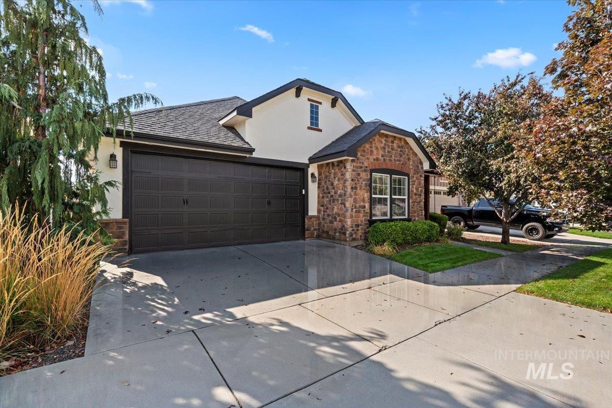 5011 W Clear Field, Eagle, Idaho 83616, 3 Bedrooms, 2 Bathrooms, Residential For Sale, Price $619,900, 98963728