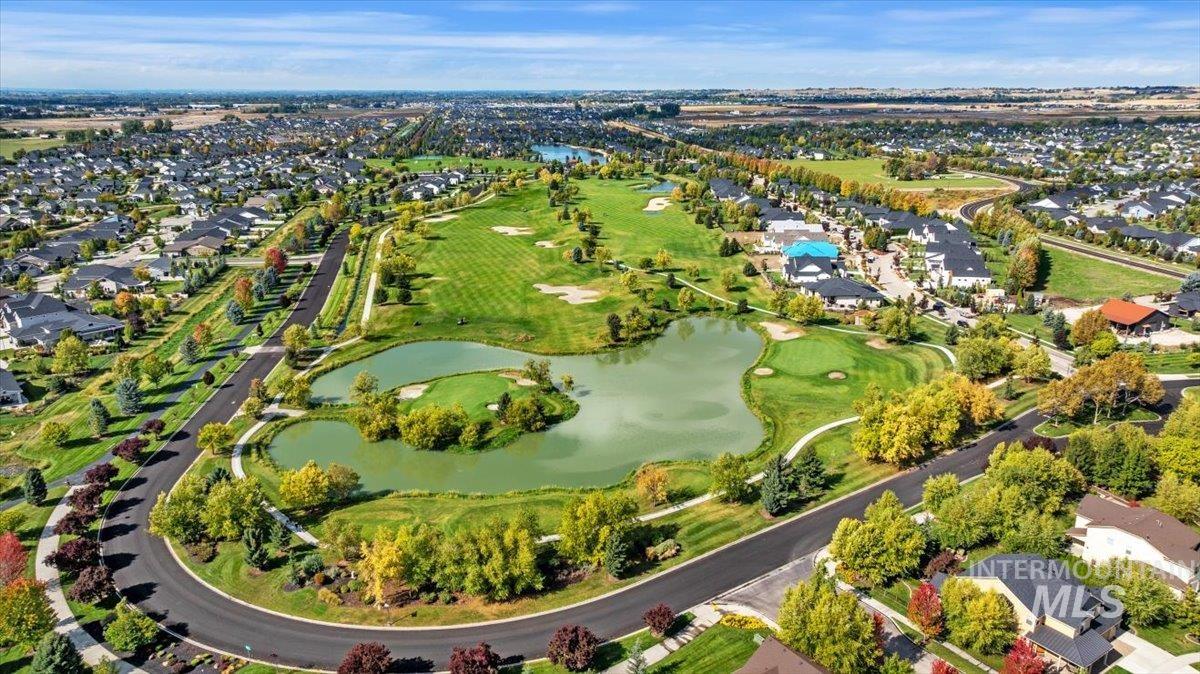 5011 W Clear Field, Eagle, Idaho 83616, 3 Bedrooms, 2 Bathrooms, Residential For Sale, Price $619,900, 98963728