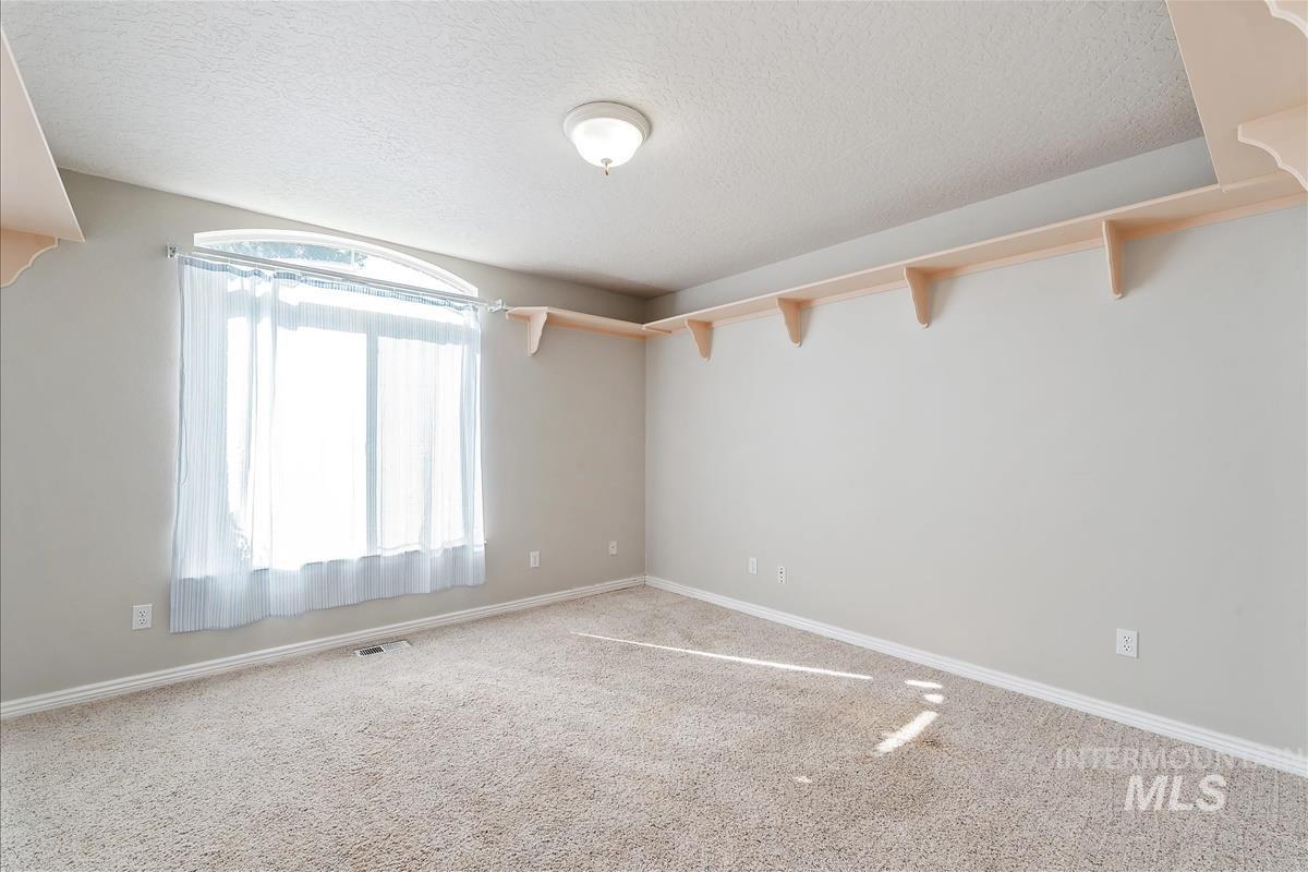 710 W Wildrye Ct, Nampa, Idaho 83686, 3 Bedrooms, 2 Bathrooms, Residential For Sale, Price $438,000,MLS 98963764