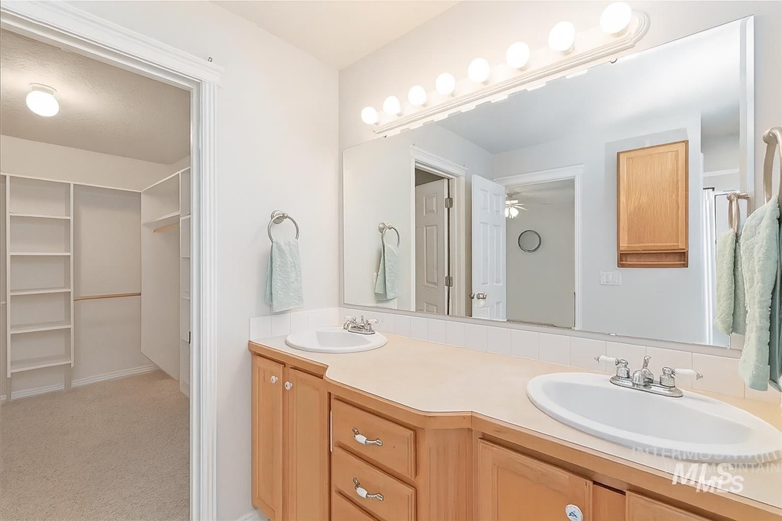 710 W Wildrye Ct, Nampa, Idaho 83686, 3 Bedrooms, 2 Bathrooms, Residential For Sale, Price $438,000,MLS 98963764