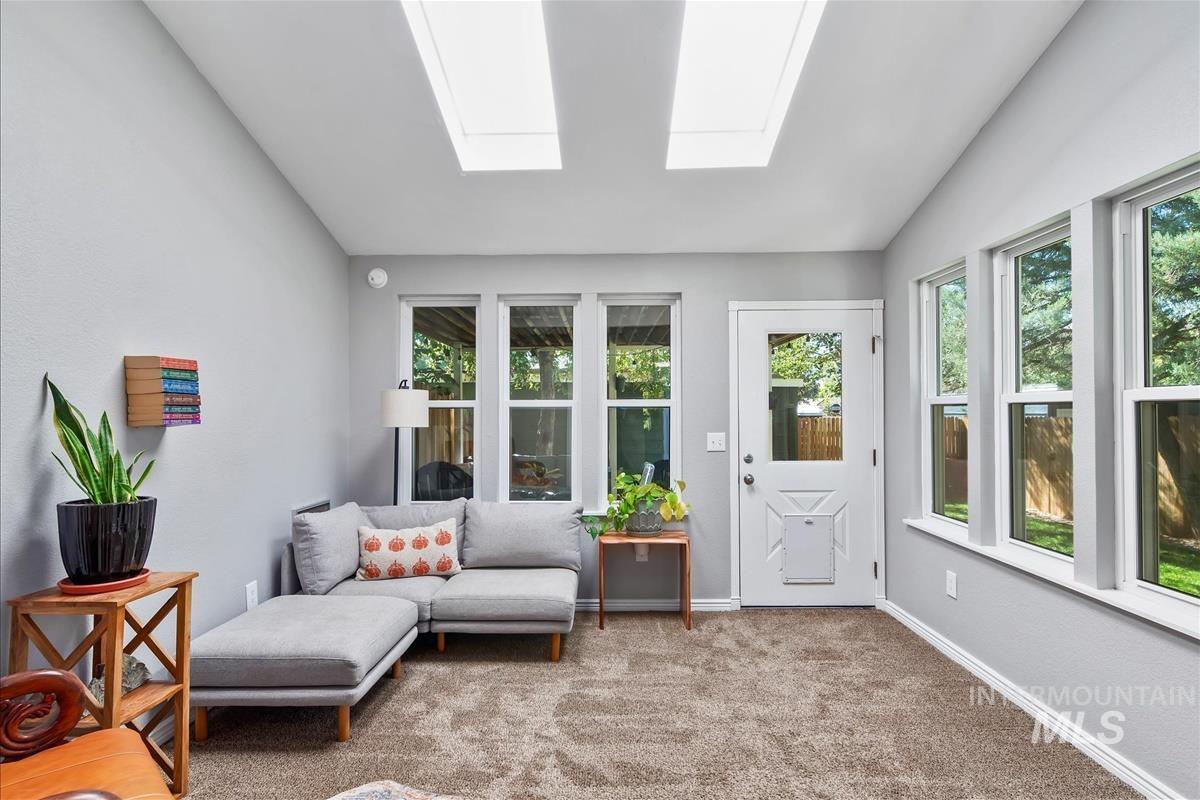 1793 E Boise Ave, Boise, Idaho 83706, 2 Bedrooms, 1.5 Bathrooms, Residential For Sale, Price $397,500,MLS 98963766