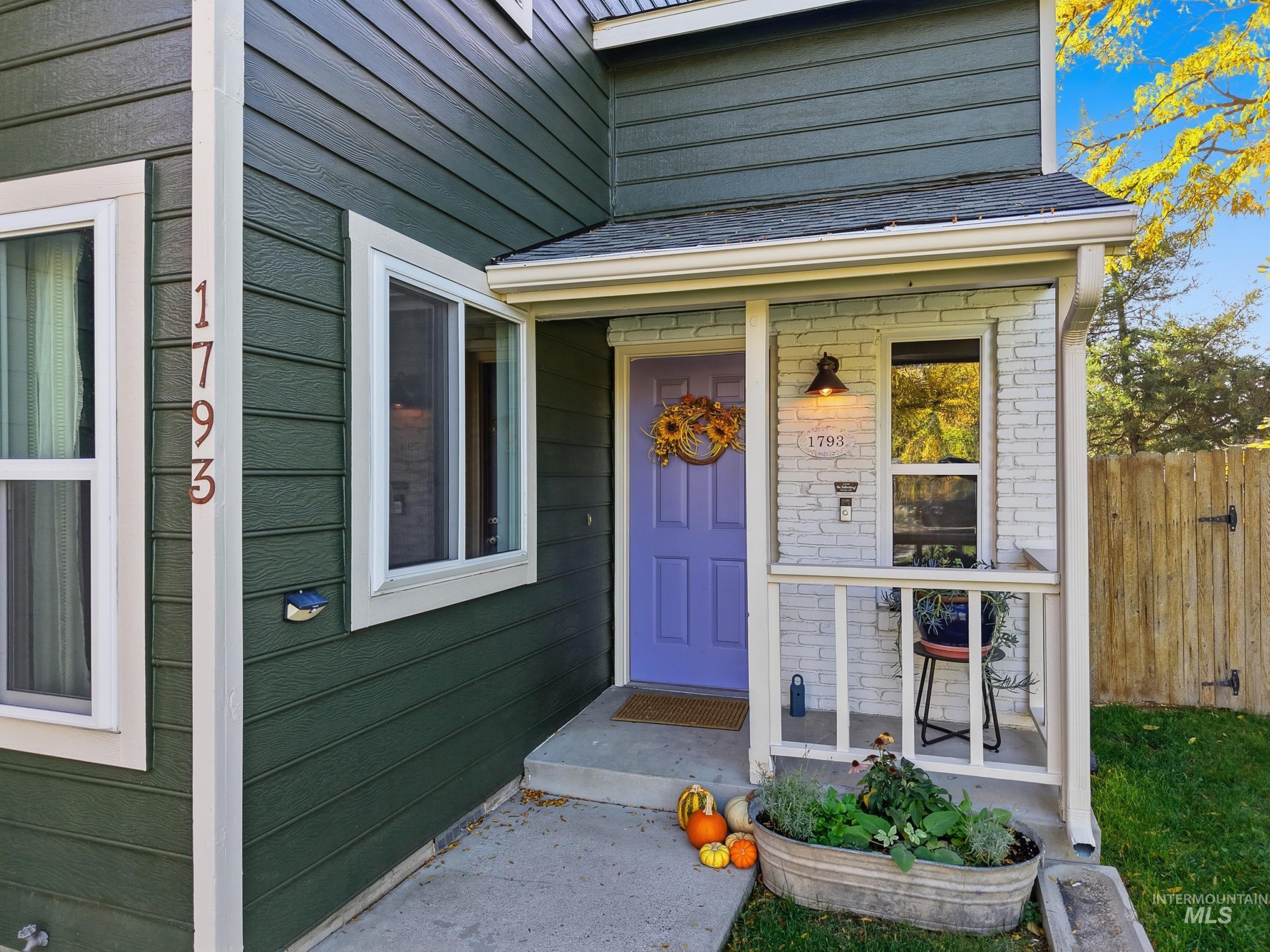 1793 E Boise Ave, Boise, Idaho 83706, 2 Bedrooms, 1.5 Bathrooms, Residential For Sale, Price $397,500,MLS 98963766