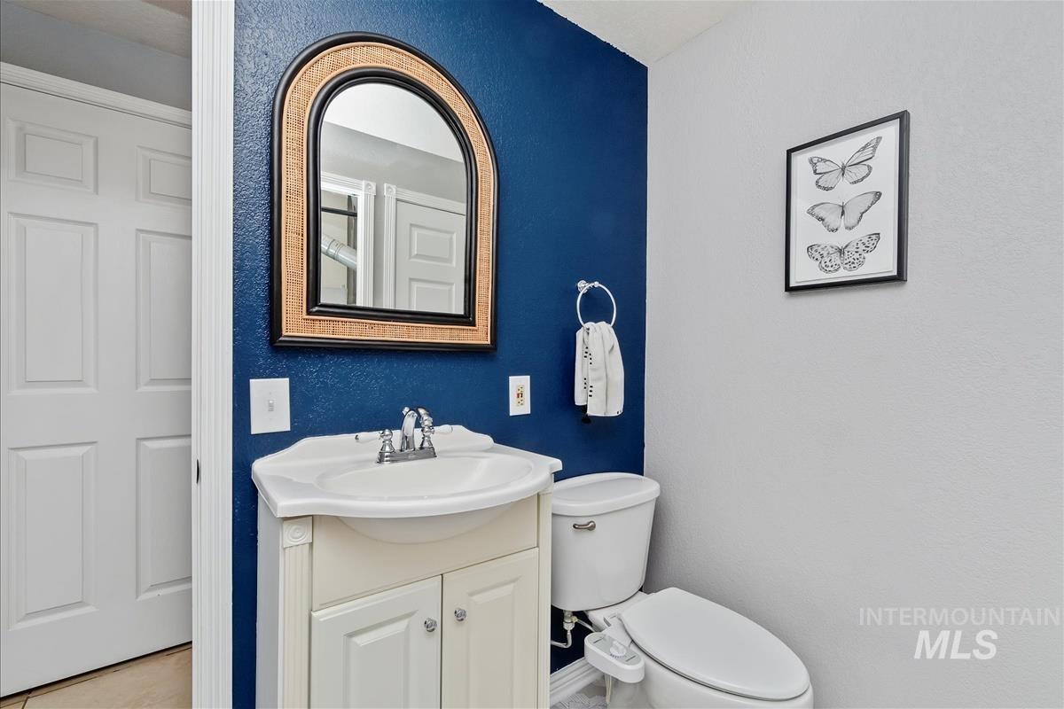 1793 E Boise Ave, Boise, Idaho 83706, 2 Bedrooms, 1.5 Bathrooms, Residential For Sale, Price $397,500,MLS 98963766