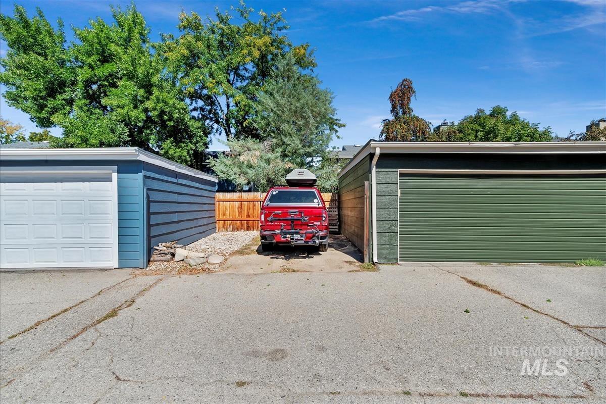 1793 E Boise Ave, Boise, Idaho 83706, 2 Bedrooms, 1.5 Bathrooms, Residential For Sale, Price $397,500,MLS 98963766