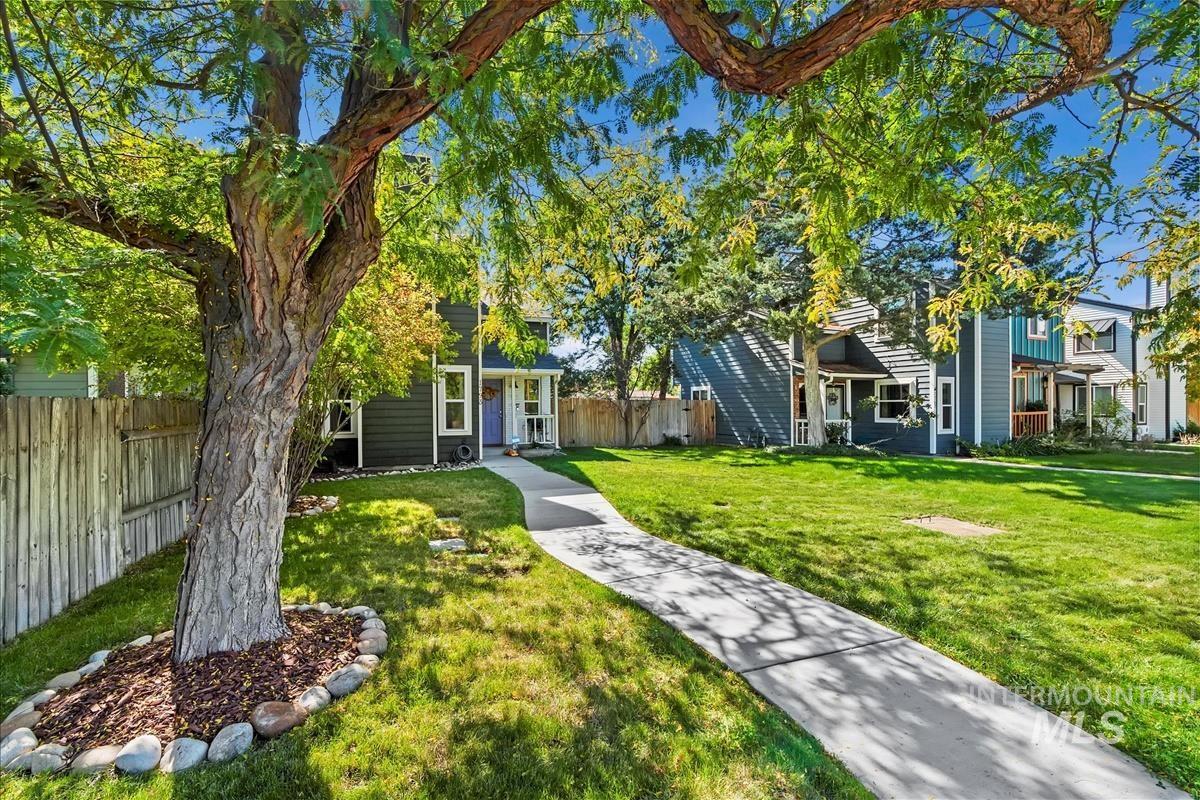 1793 E Boise Ave, Boise, Idaho 83706, 2 Bedrooms, 1.5 Bathrooms, Residential For Sale, Price $397,500,MLS 98963766