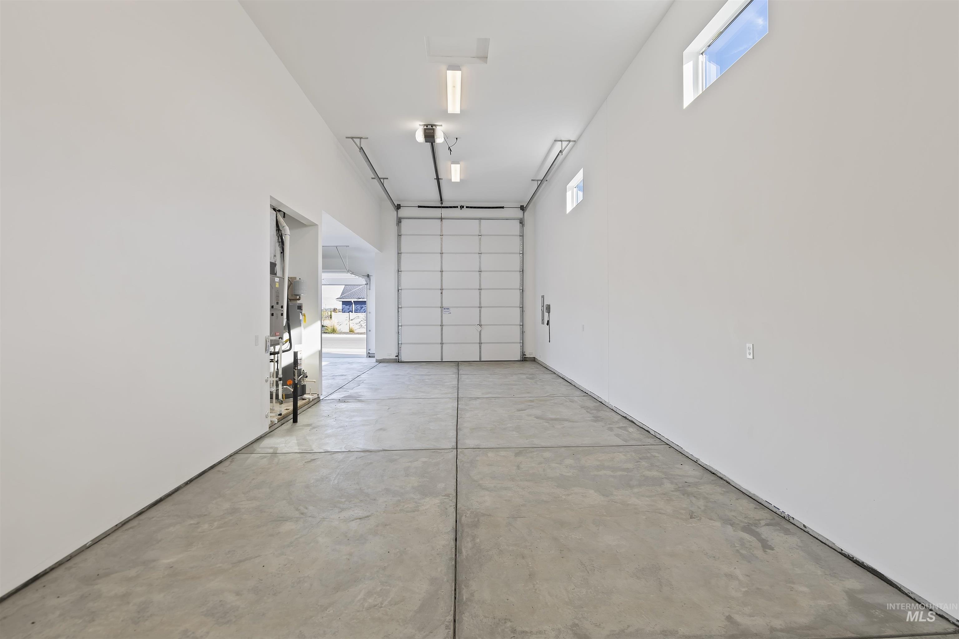 2247 E Blakehurst St, Kuna, Idaho 83634, 3 Bedrooms, 3 Bathrooms, Residential For Sale, Price $806,880,MLS 98963772