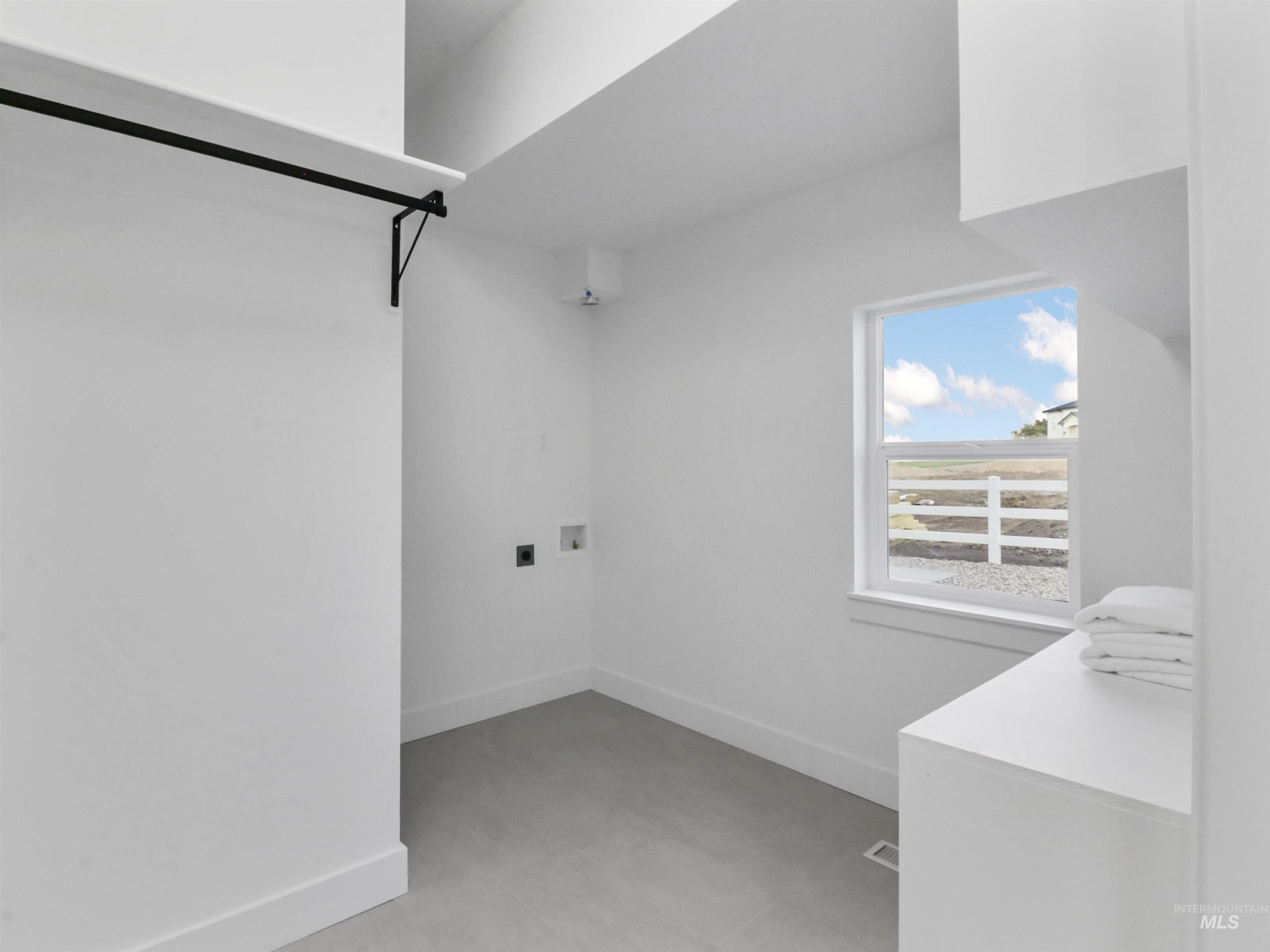 8991 Edna Lane, Middleton, Idaho 83644, 4 Bedrooms, 4.5 Bathrooms, Residential For Sale, Price $1,295,000,MLS 98963800