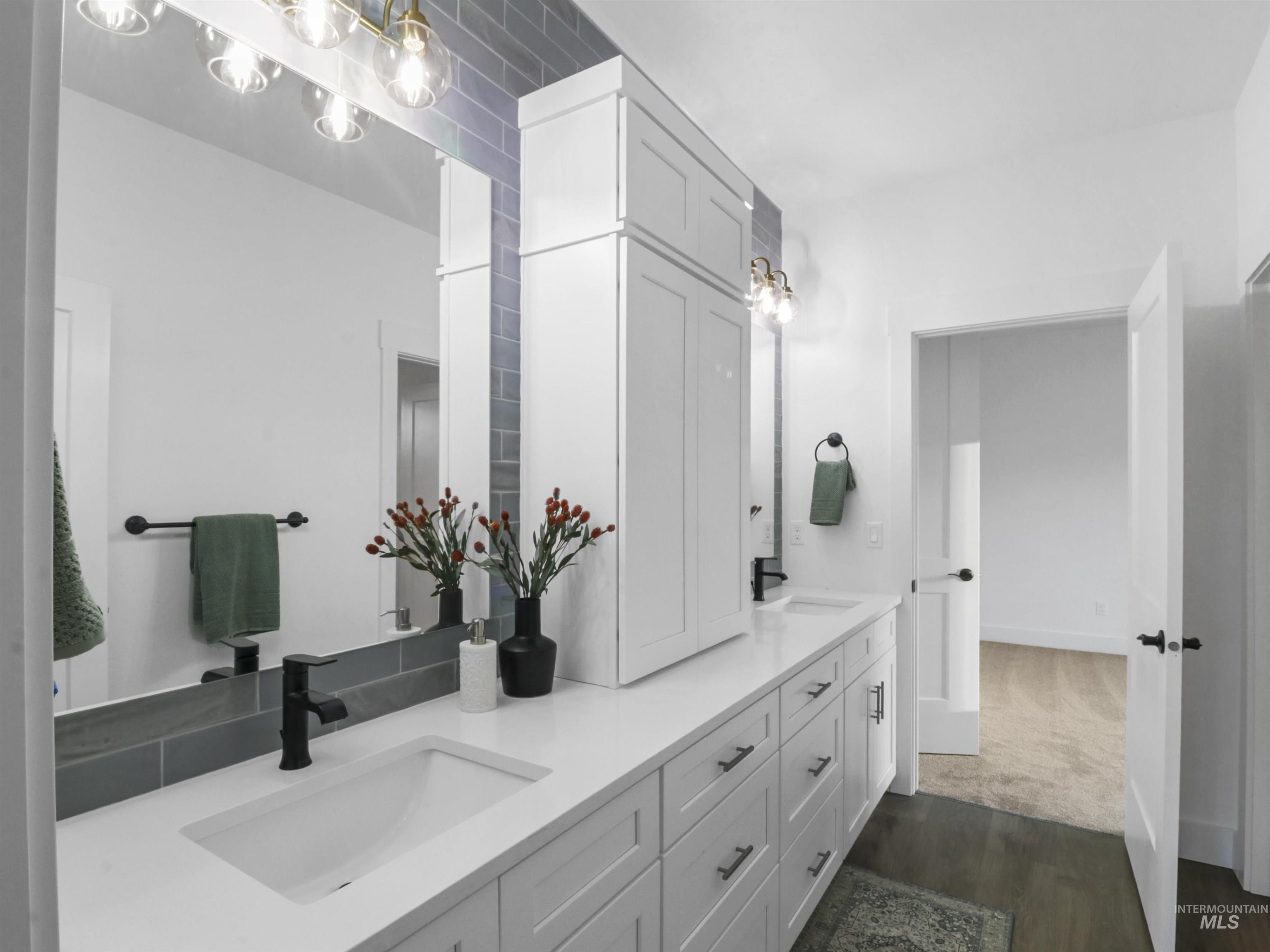 8991 Edna Lane, Middleton, Idaho 83644, 4 Bedrooms, 4.5 Bathrooms, Residential For Sale, Price $1,295,000,MLS 98963800