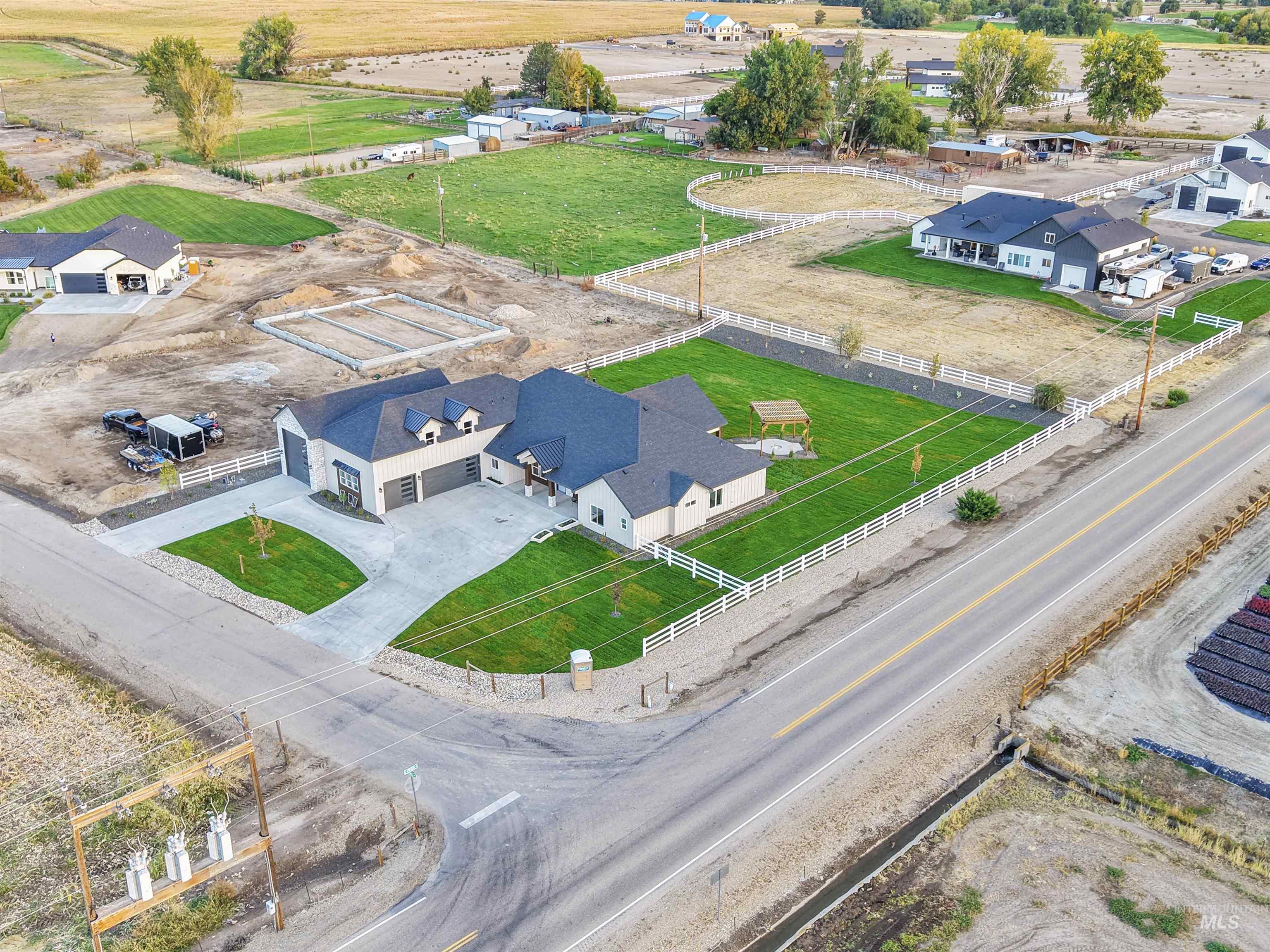 8991 Edna Lane, Middleton, Idaho 83644, 4 Bedrooms, 4.5 Bathrooms, Residential For Sale, Price $1,295,000,MLS 98963800