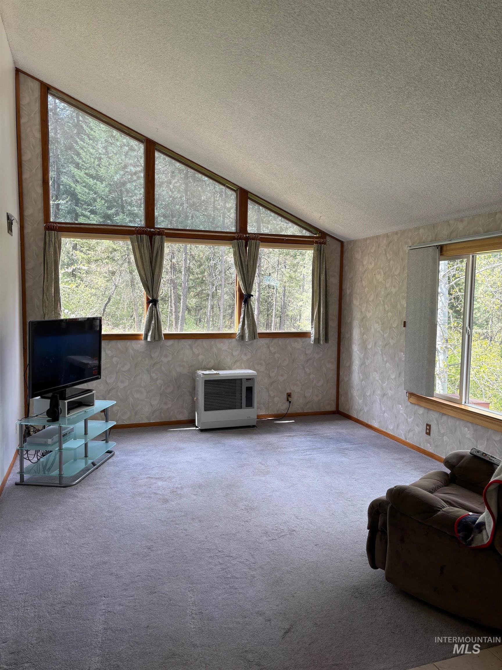 12954 Indio Avenue, Orofino, Idaho 83544, 4 Bedrooms, 3 Bathrooms, Residential For Sale, Price $432,000,MLS 98963804