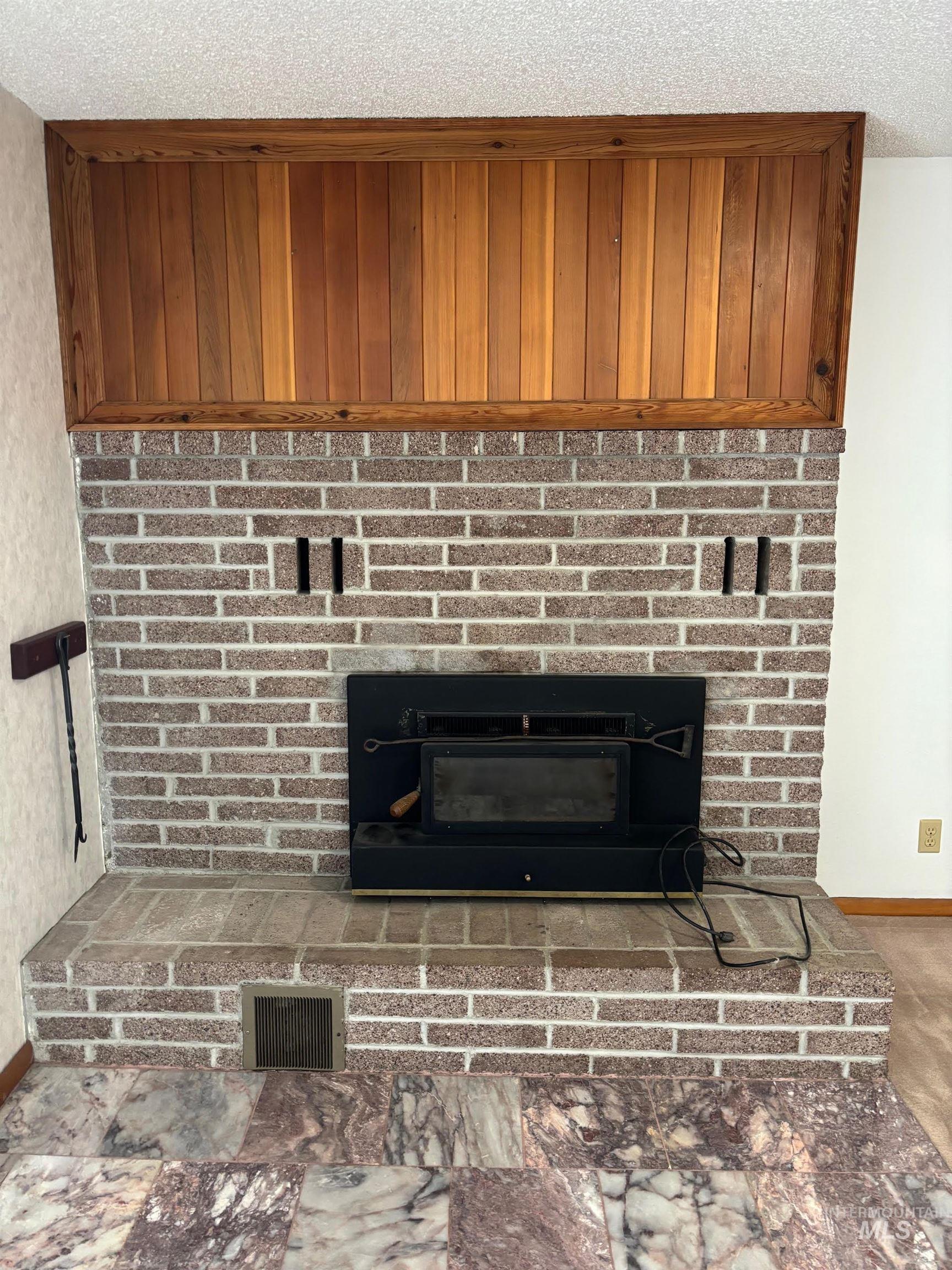 12954 Indio Avenue, Orofino, Idaho 83544, 4 Bedrooms, 3 Bathrooms, Residential For Sale, Price $432,000,MLS 98963804