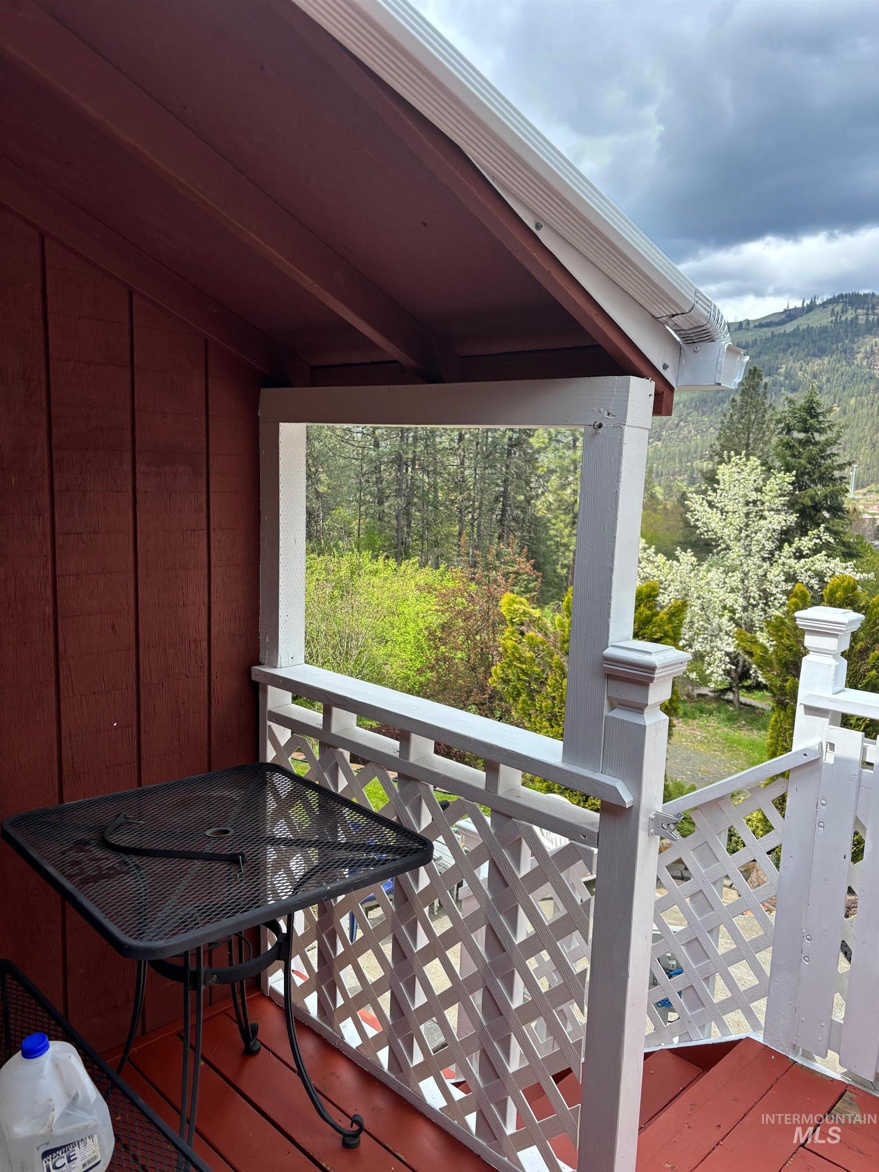 12954 Indio Avenue, Orofino, Idaho 83544, 4 Bedrooms, 3 Bathrooms, Residential For Sale, Price $432,000,MLS 98963804