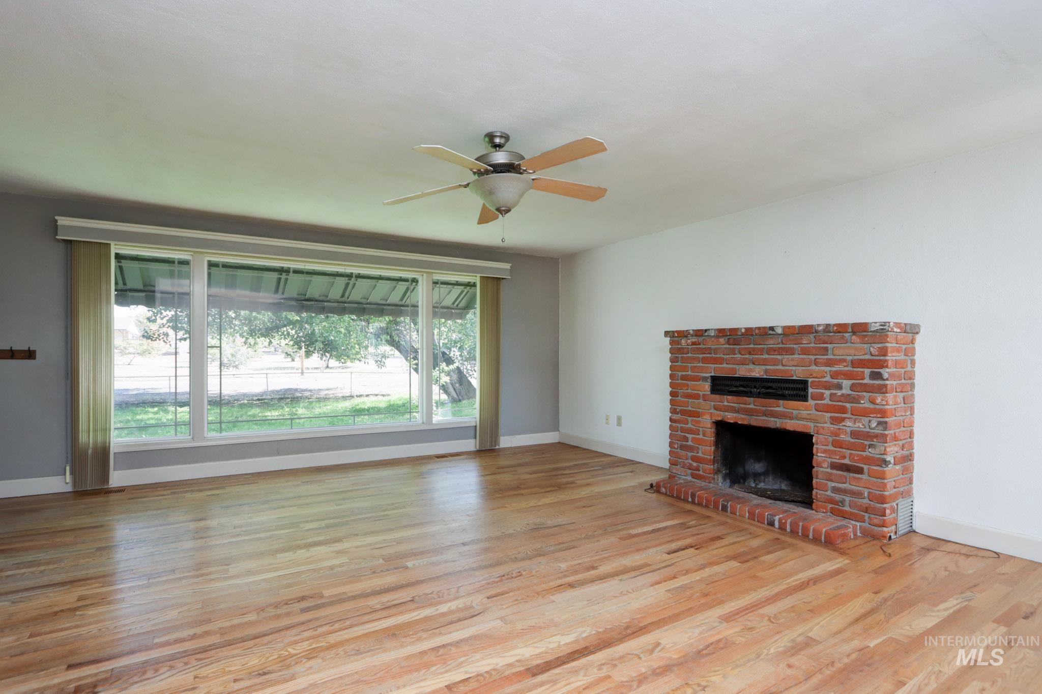 41 N Dorian Dr, Ontario, Oregon 97914, 3 Bedrooms, 2 Bathrooms, Residential For Sale, Price $325,000,MLS 98963812