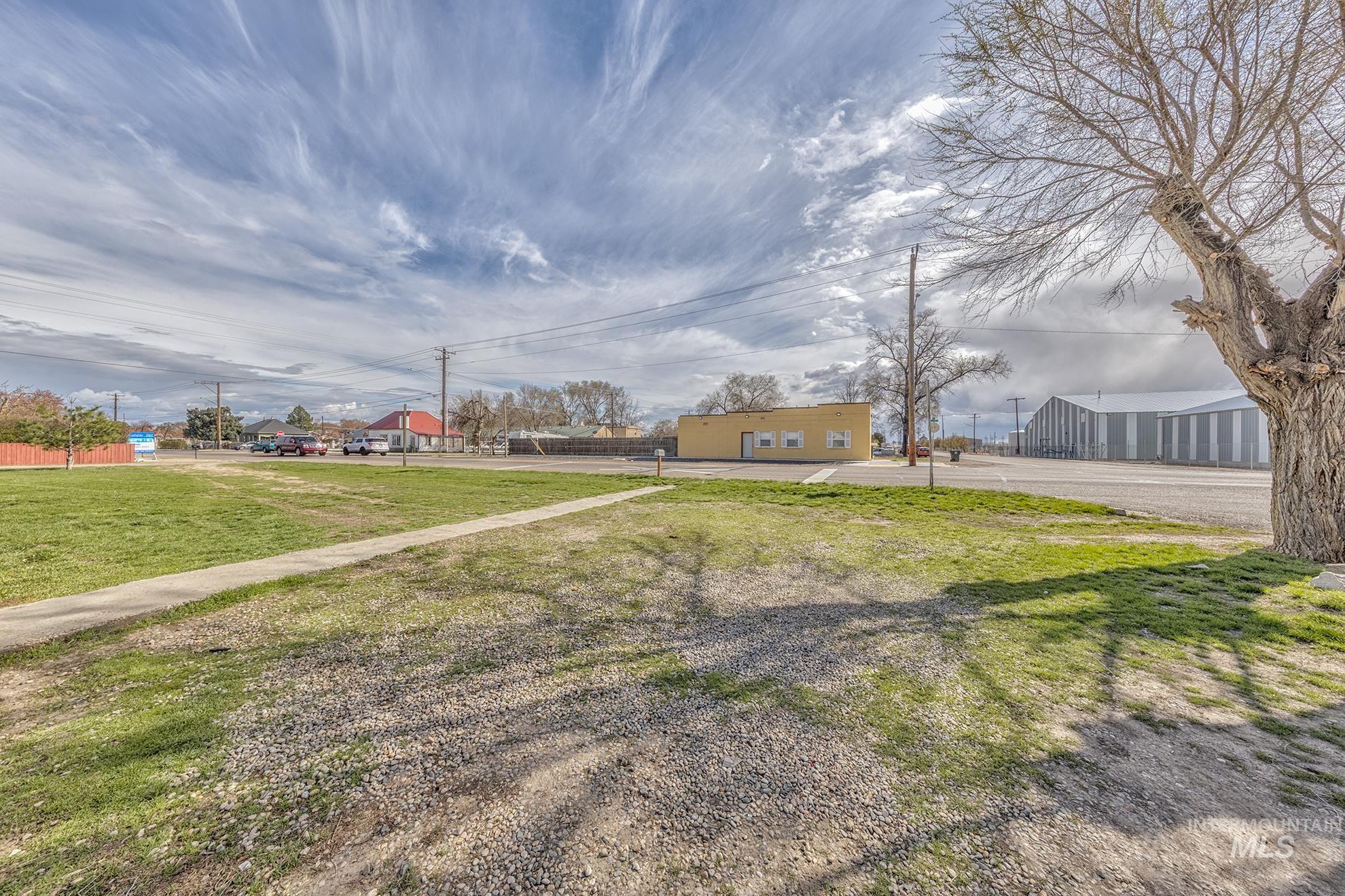 107 SE 5th Ave, Ontario, Oregon 97914, Business/Commercial For Sale, Price $218,000,MLS 98963823