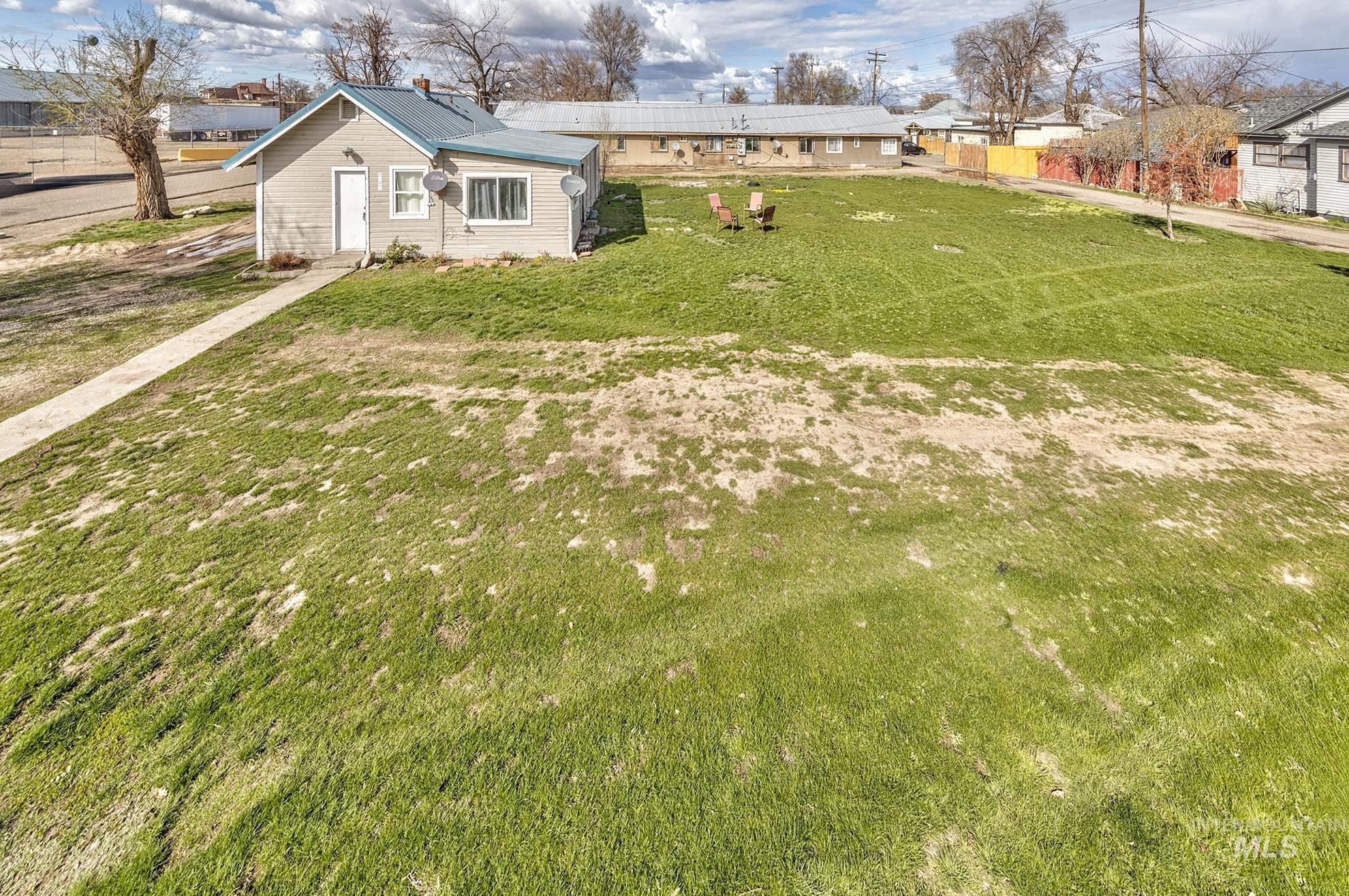 107 SE 5th Ave, Ontario, Oregon 97914, Business/Commercial For Sale, Price $218,000,MLS 98963823