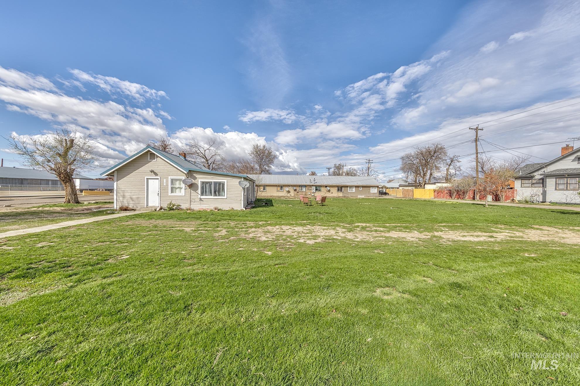 107 SE 5th Ave, Ontario, Oregon 97914, Business/Commercial For Sale, Price $218,000,MLS 98963823