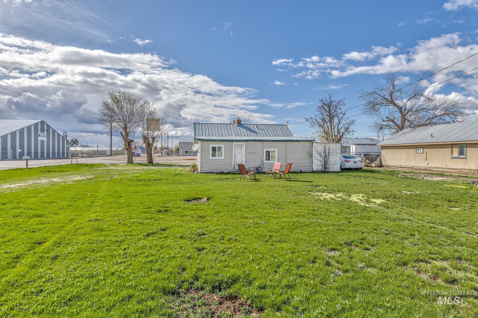 107 SE 5th Ave, Ontario, Oregon 97914, Business/Commercial For Sale, Price $218,000,MLS 98963823