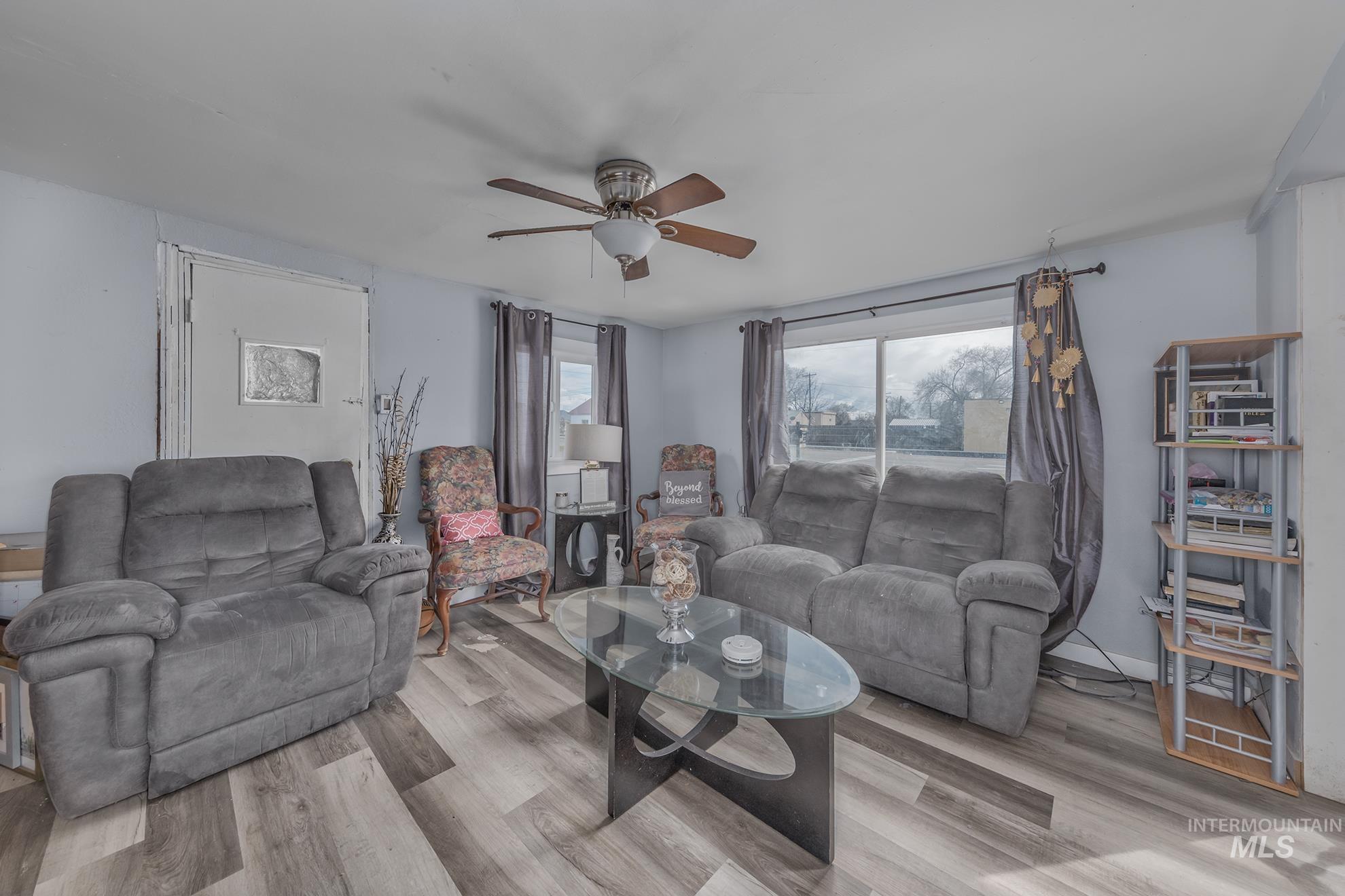 107 SE 5th Ave, Ontario, Oregon 97914, Business/Commercial For Sale, Price $218,000,MLS 98963823