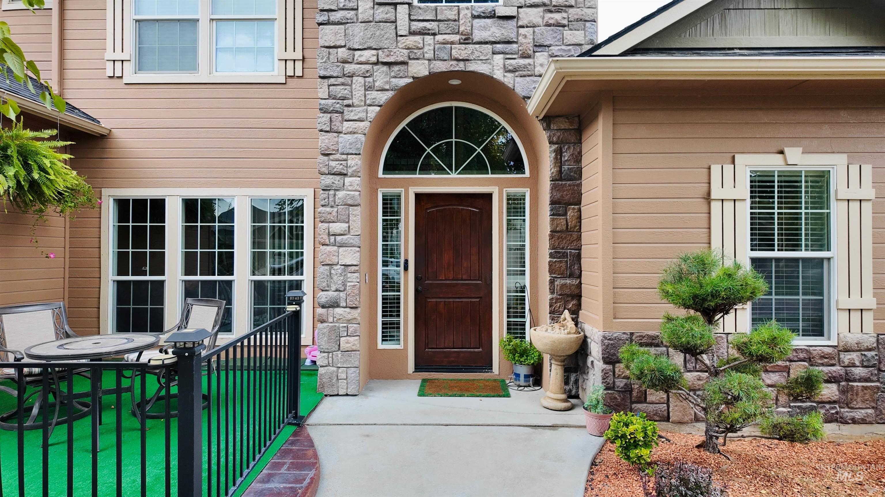 1011 S River Stone, Nampa, Idaho 83686, 4 Bedrooms, 3.5 Bathrooms, Residential For Sale, Price $674,990,MLS 98963826