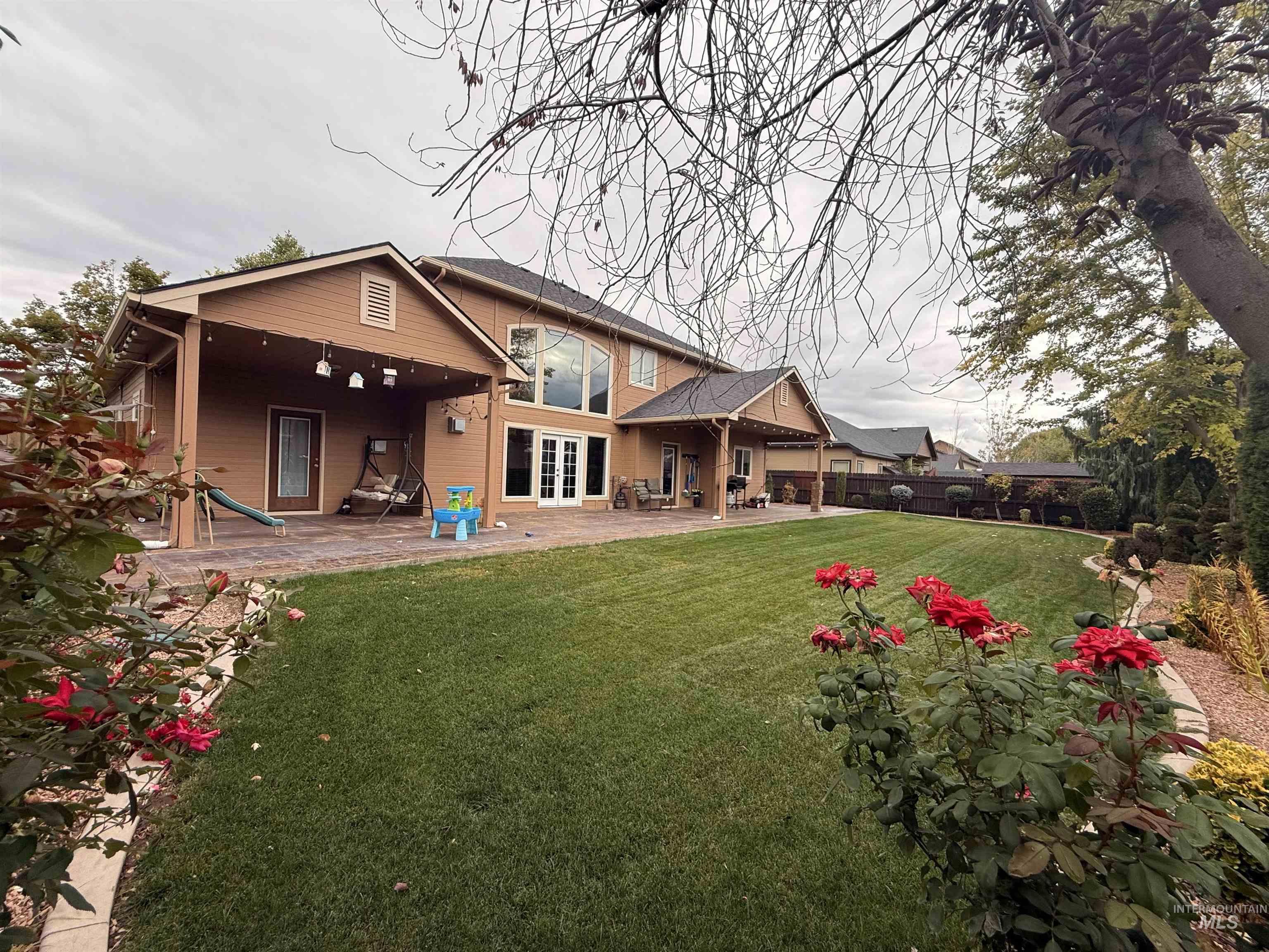 1011 S River Stone, Nampa, Idaho 83686, 4 Bedrooms, 3.5 Bathrooms, Residential For Sale, Price $674,990,MLS 98963826