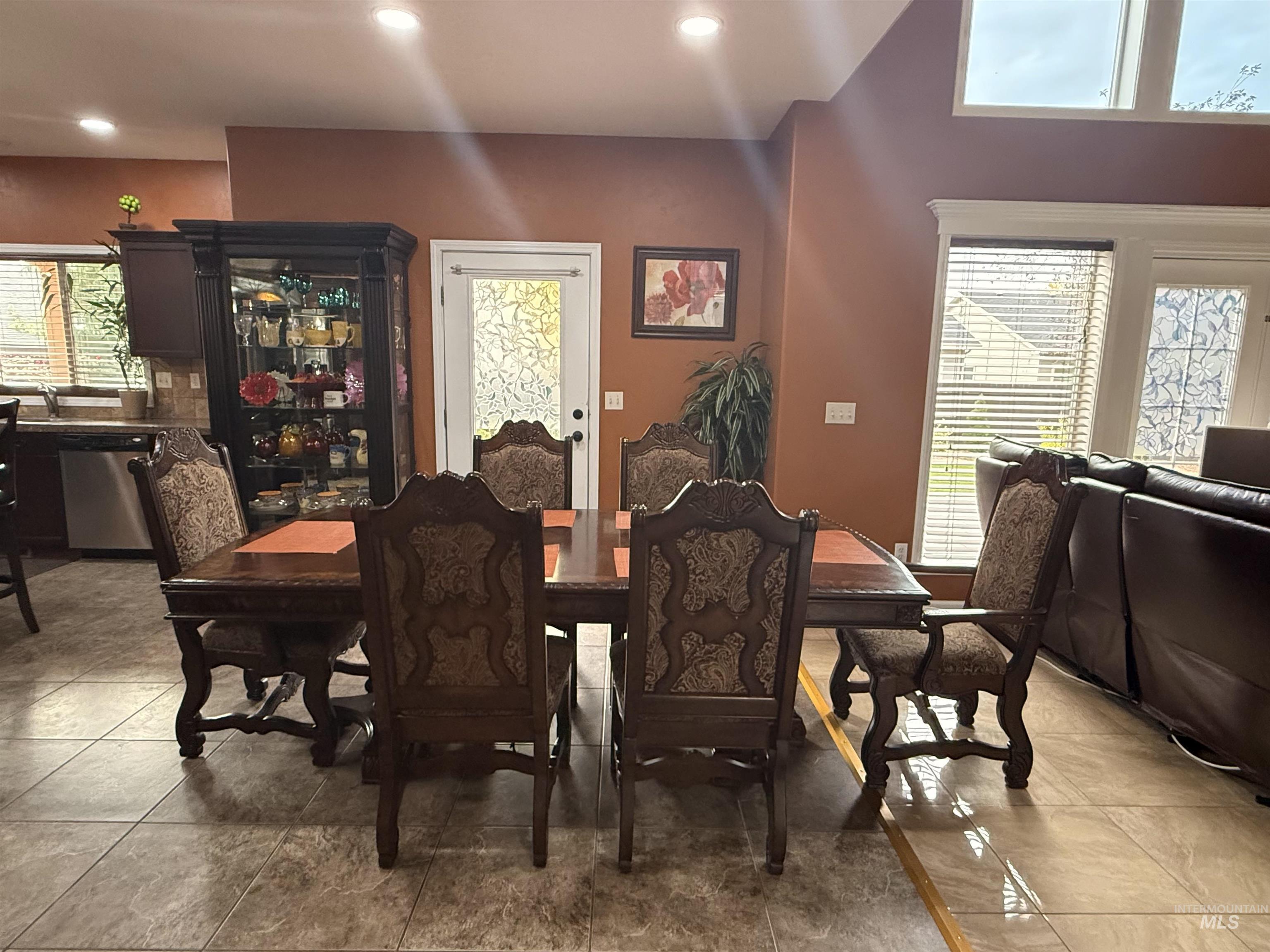 1011 S River Stone, Nampa, Idaho 83686, 4 Bedrooms, 3.5 Bathrooms, Residential For Sale, Price $674,990,MLS 98963826