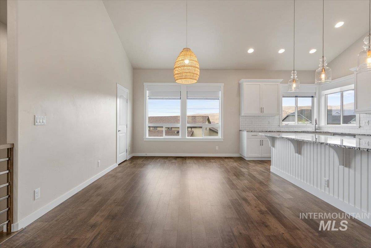 19250 N Shepherds Pie Place, Boise, Idaho 83714, 3 Bedrooms, 3 Bathrooms, Residential For Sale, Price $619,900,MLS 98963842