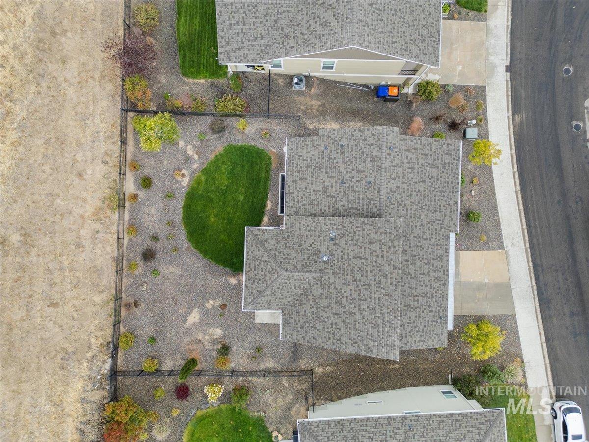 19250 N Shepherds Pie Place, Boise, Idaho 83714, 3 Bedrooms, 3 Bathrooms, Residential For Sale, Price $619,900,MLS 98963842