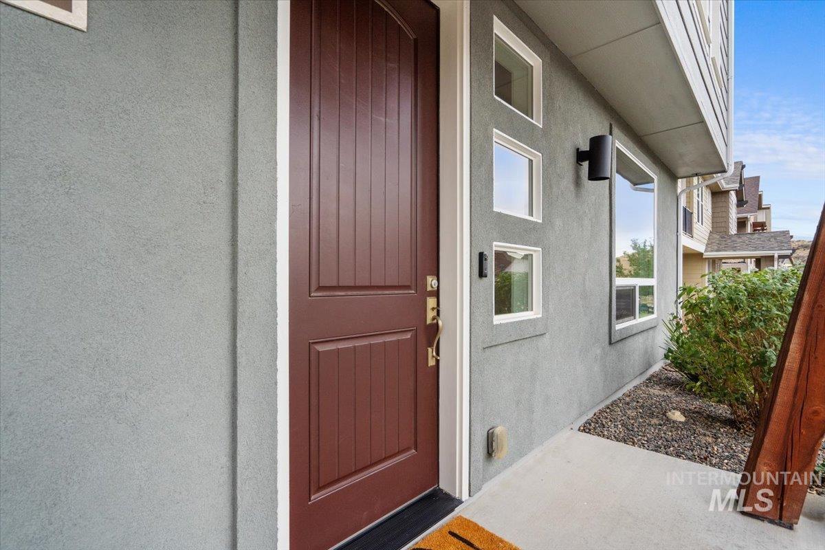 19250 N Shepherds Pie Place, Boise, Idaho 83714, 3 Bedrooms, 3 Bathrooms, Residential For Sale, Price $619,900,MLS 98963842