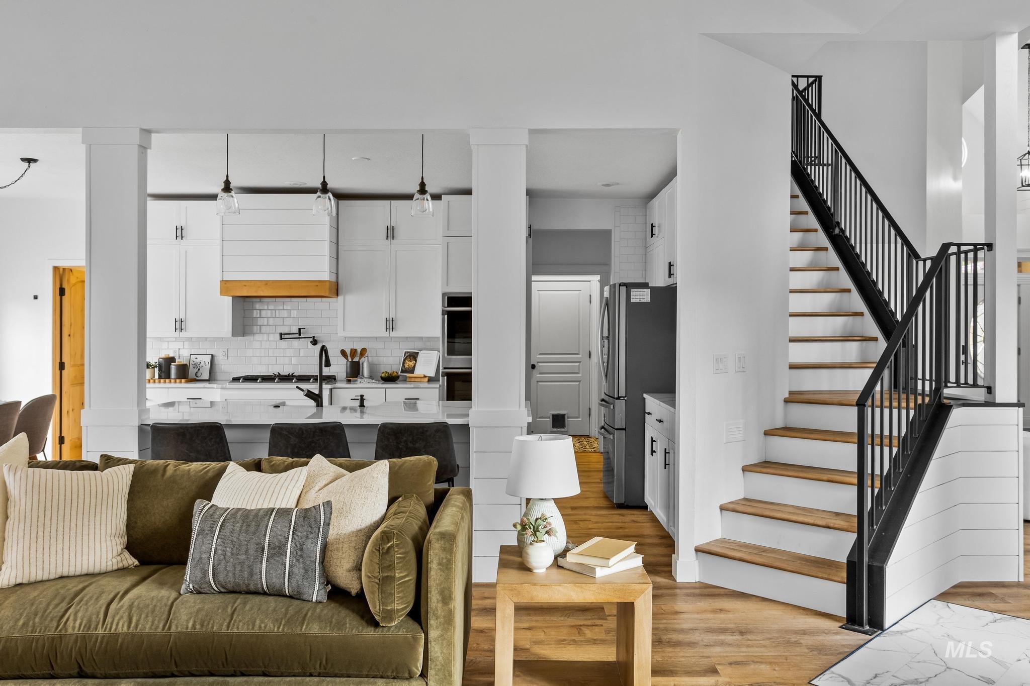 615 E Trinidad, Meridian, Idaho 83642, 6 Bedrooms, 4.5 Bathrooms, Residential For Sale, Price $929,990,MLS 98963852