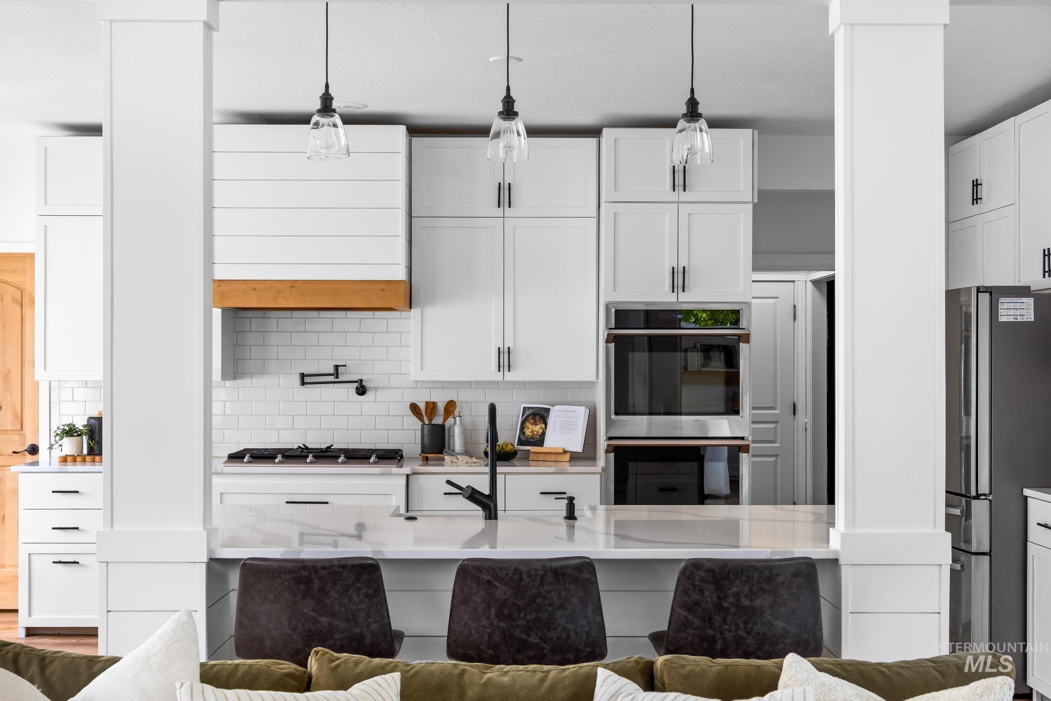 615 E Trinidad, Meridian, Idaho 83642, 6 Bedrooms, 4.5 Bathrooms, Residential For Sale, Price $929,990,MLS 98963852