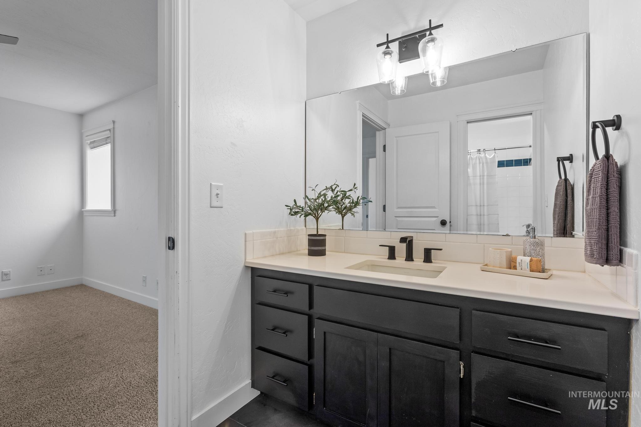 615 E Trinidad, Meridian, Idaho 83642, 6 Bedrooms, 4.5 Bathrooms, Residential For Sale, Price $929,990,MLS 98963852