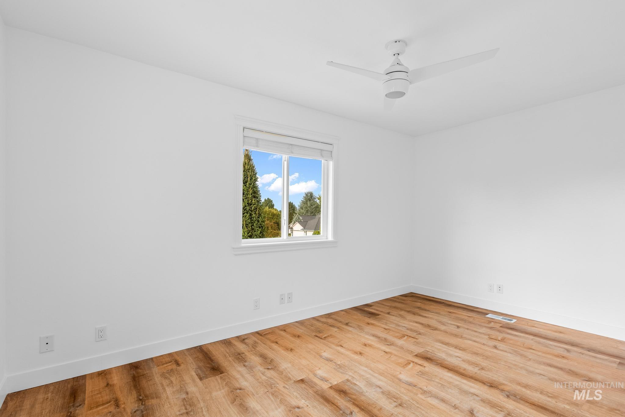 615 E Trinidad, Meridian, Idaho 83642, 6 Bedrooms, 4.5 Bathrooms, Residential For Sale, Price $929,990,MLS 98963852