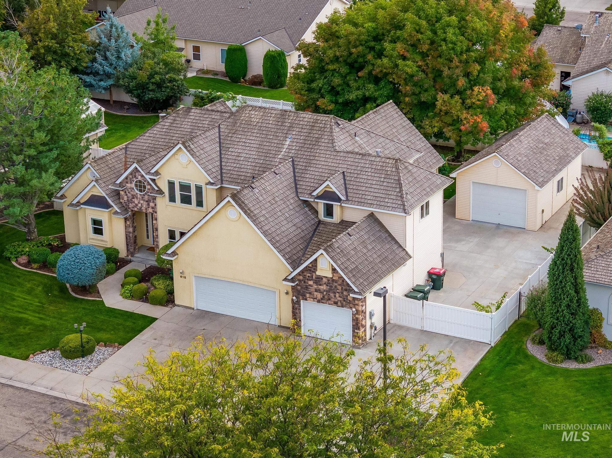 615 E Trinidad, Meridian, Idaho 83642, 6 Bedrooms, 4.5 Bathrooms, Residential For Sale, Price $929,990,MLS 98963852