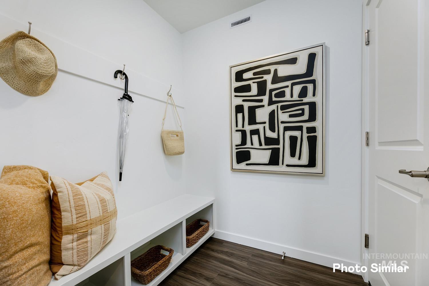 9085 W Inspirado St, Meridian, Idaho 83646, 4 Bedrooms, 3 Bathrooms, Residential For Sale, Price $508,900,MLS 98963856