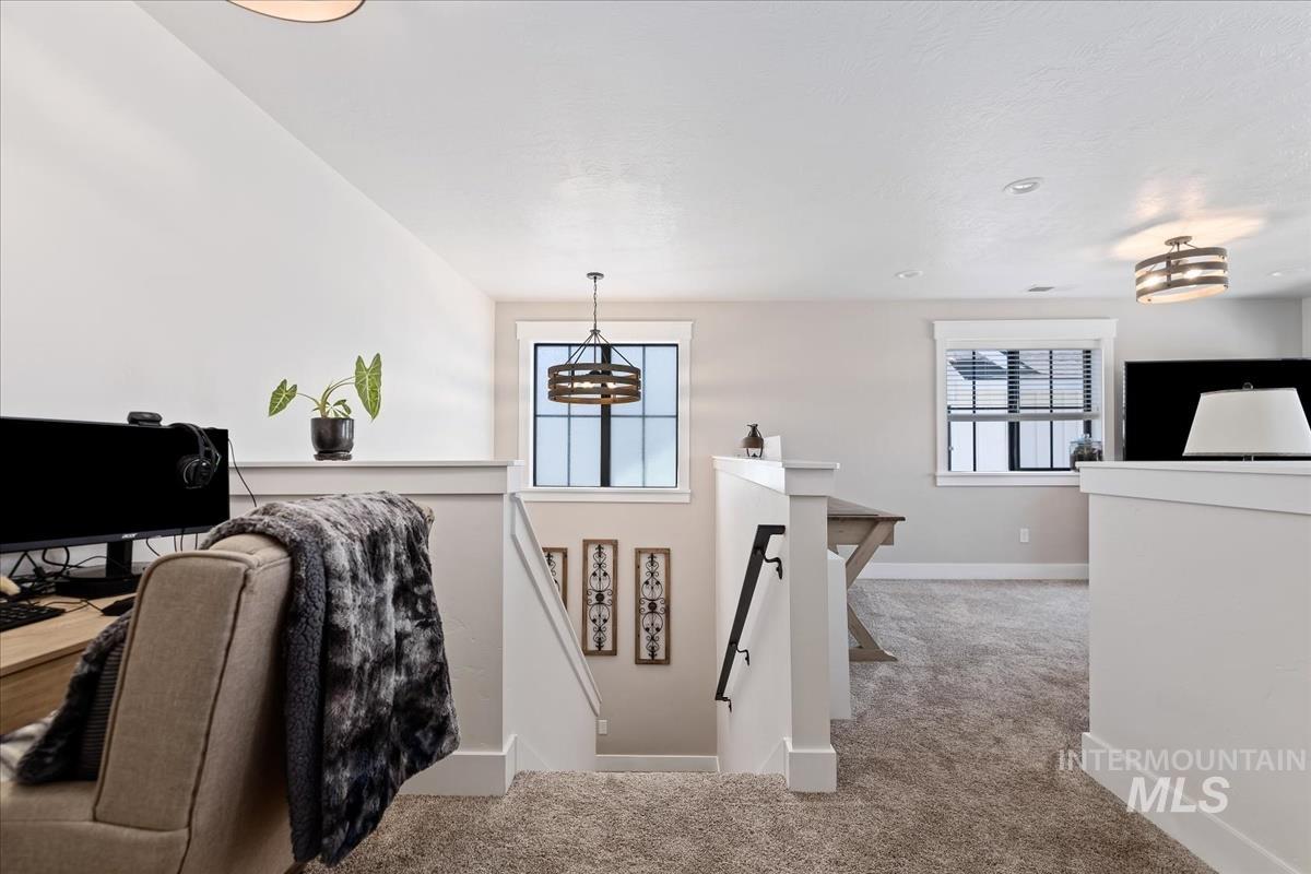 4299 W Bay Oak Ln, Meridian, Idaho 83646, 3 Bedrooms, 2.5 Bathrooms, Residential Income For Sale, Price $649,333,MLS 98963864