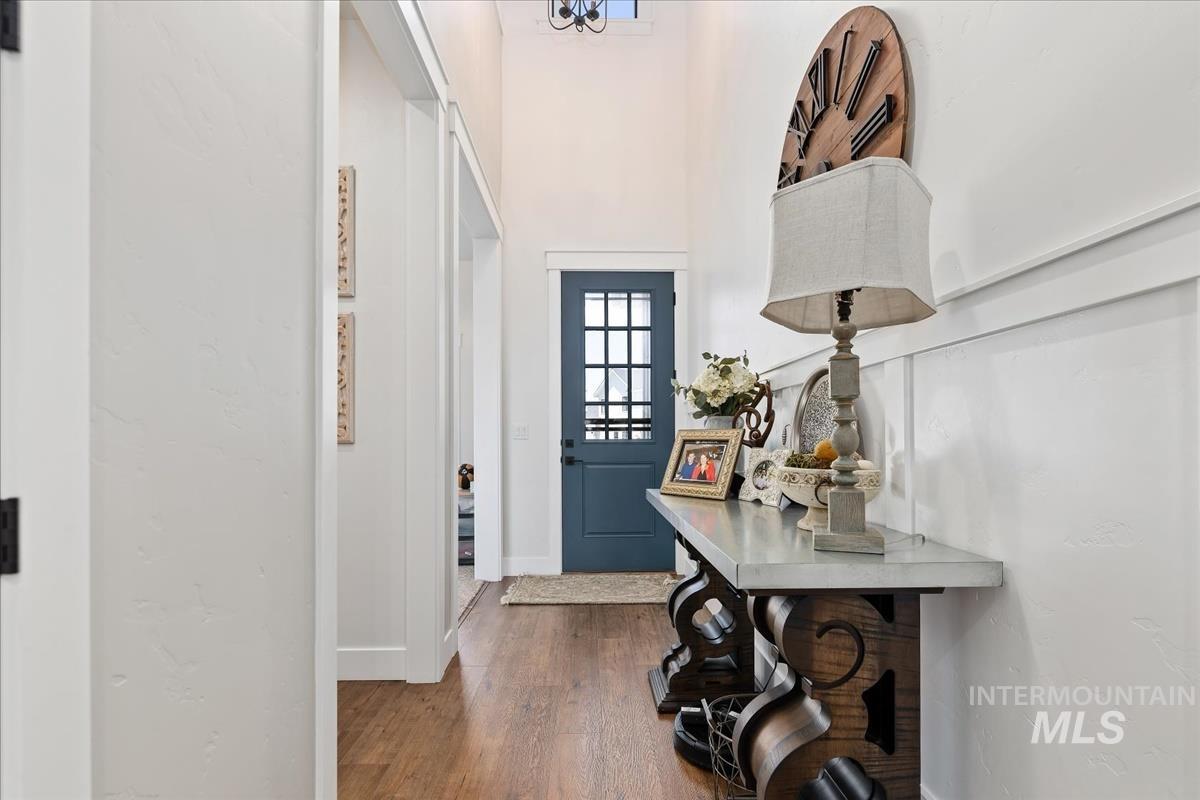 4299 W Bay Oak Ln, Meridian, Idaho 83646, 3 Bedrooms, 2.5 Bathrooms, Residential Income For Sale, Price $649,333,MLS 98963864