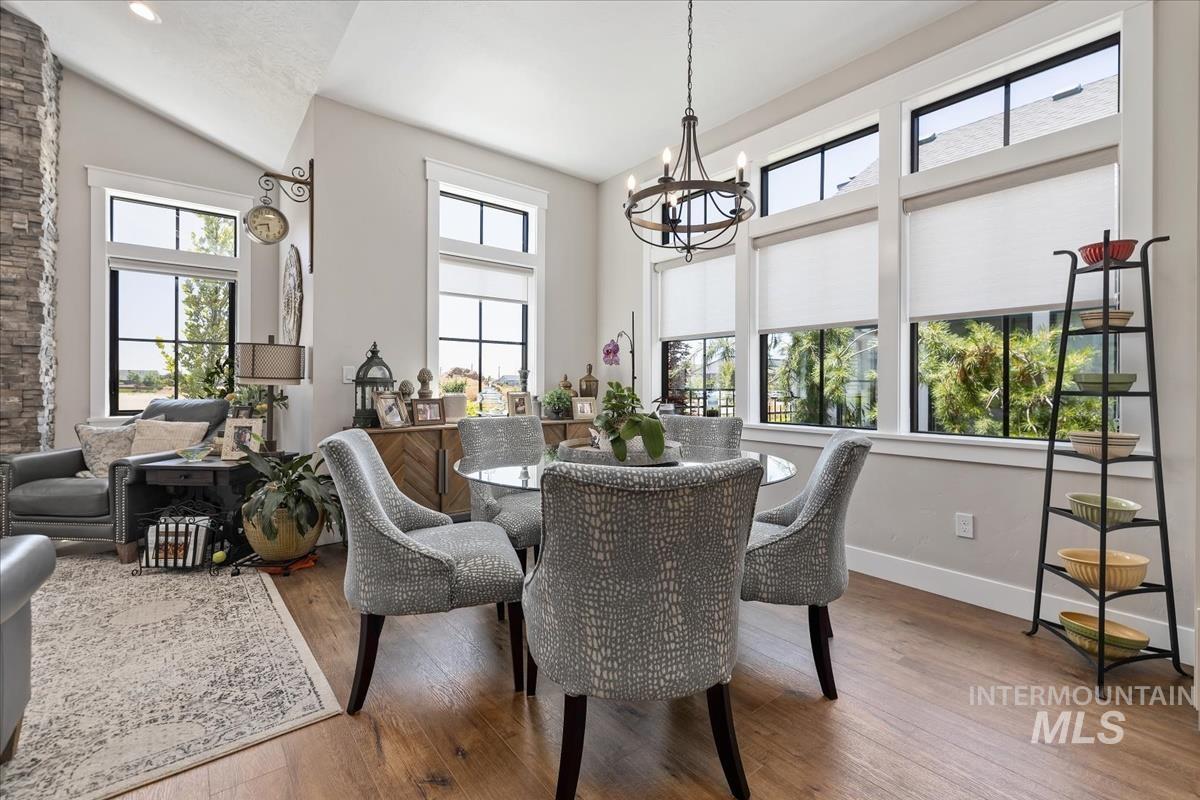 4299 W Bay Oak Ln, Meridian, Idaho 83646, 3 Bedrooms, 2.5 Bathrooms, Residential Income For Sale, Price $649,333,MLS 98963864