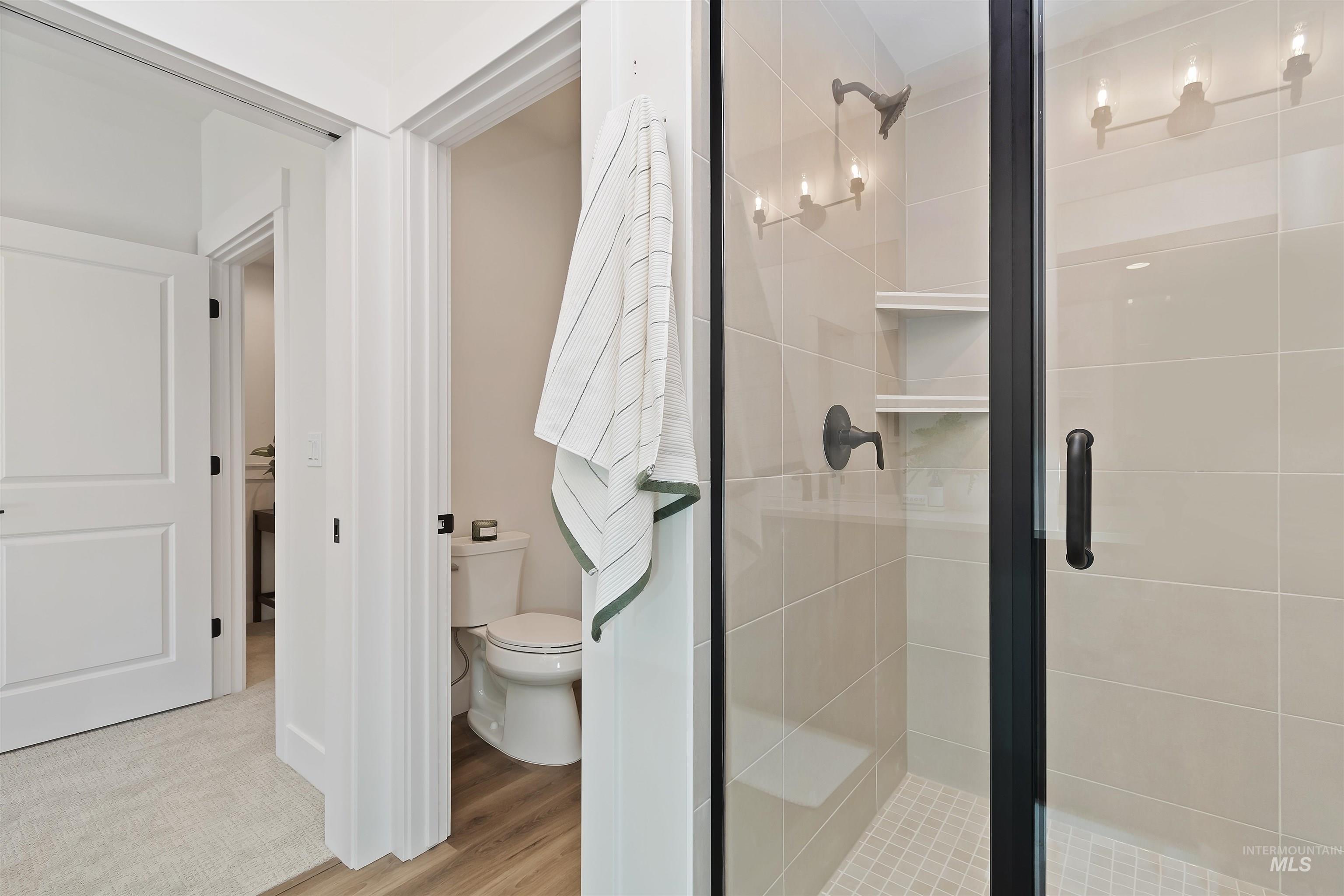 724 S Calhoun Ln, Star, Idaho 83669, 3 Bedrooms, 2.5 Bathrooms, Residential For Sale, Price $428,880,MLS 98963868