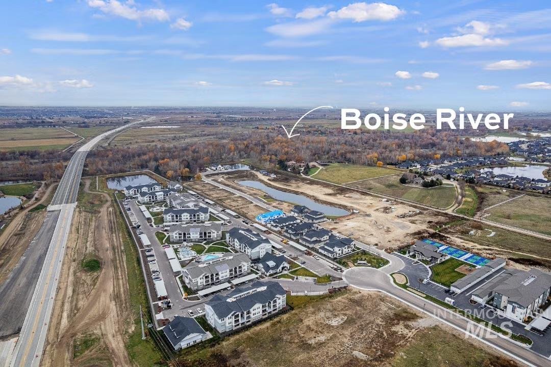 724 S Calhoun Ln, Star, Idaho 83669, 3 Bedrooms, 2.5 Bathrooms, Residential For Sale, Price $426,880, 98963868